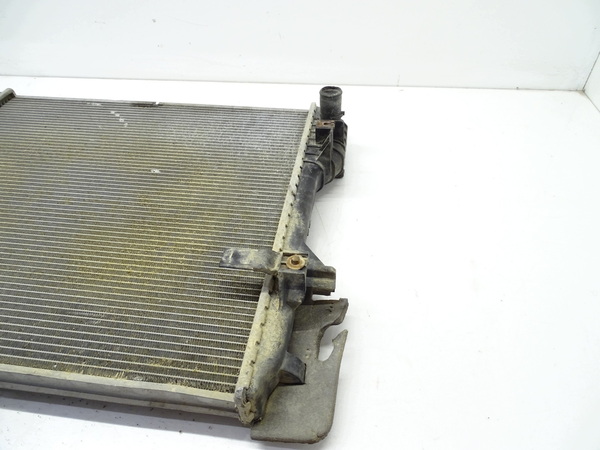 water cooler JAGUAR XJ X351 9X23-8005-CC
