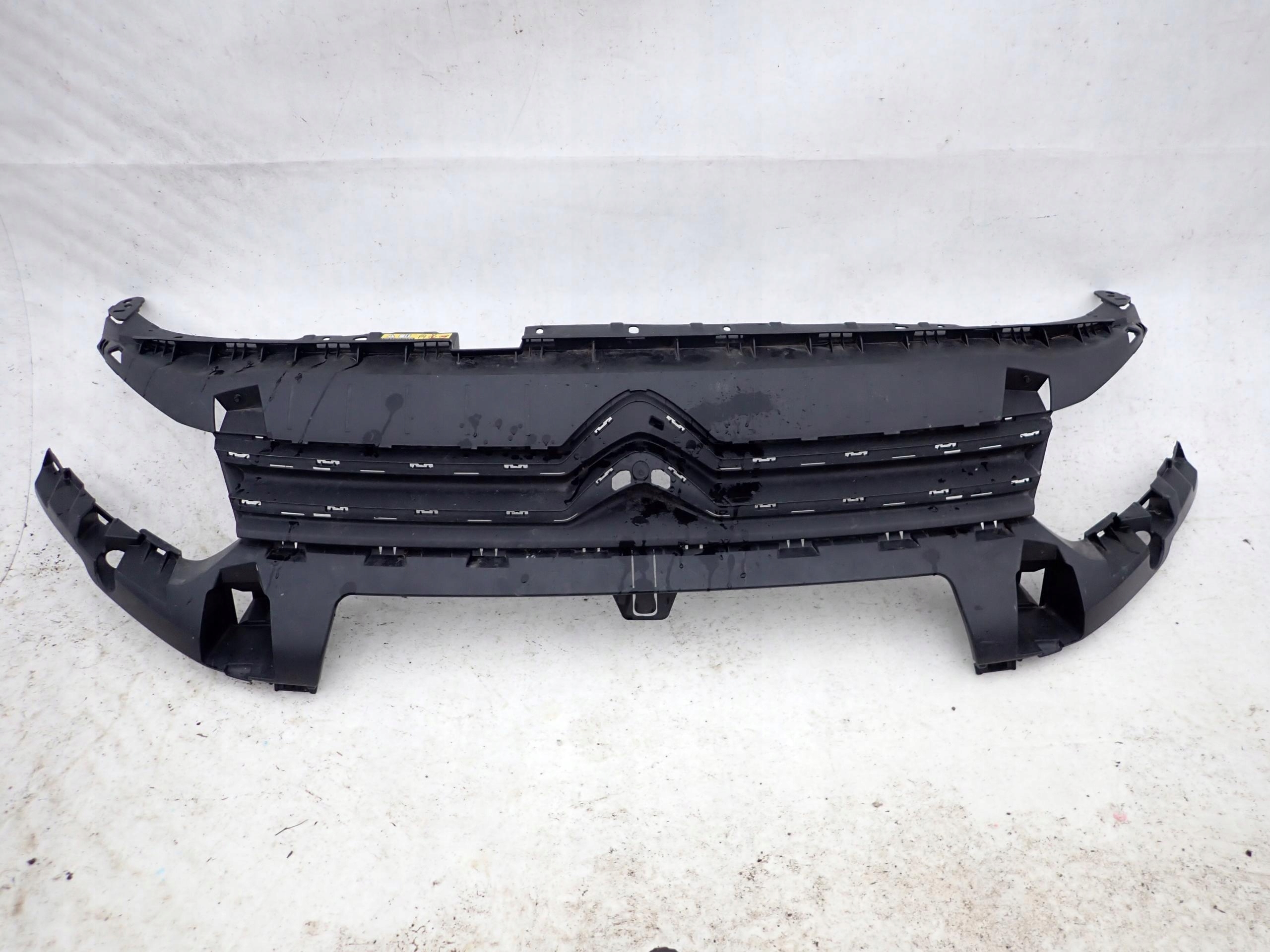 CITROEN BERLINGO IV 18- Porte Traverse Grille