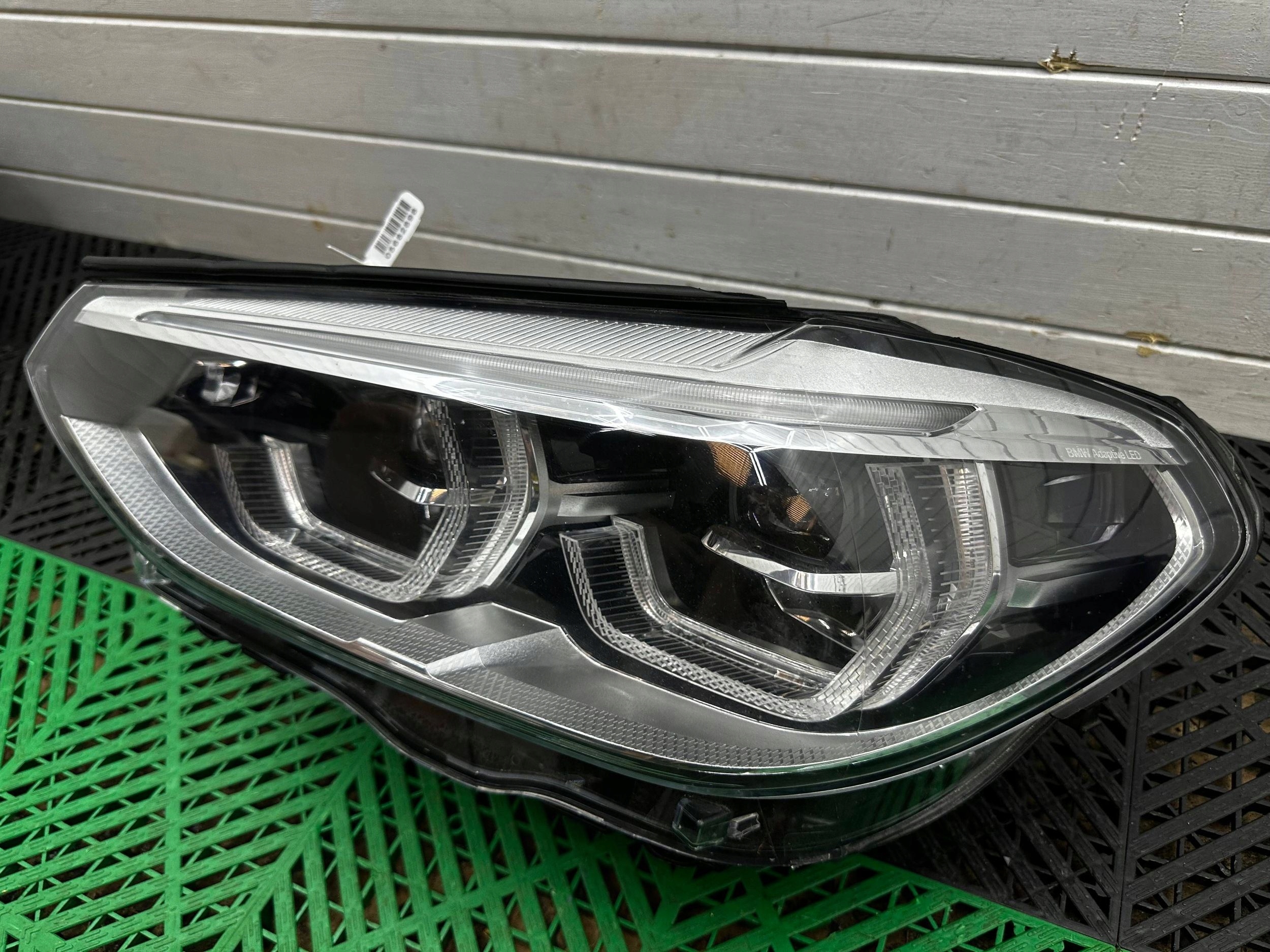 light front side left BMW X3 G01 ADAPTIV LED complete 8739653