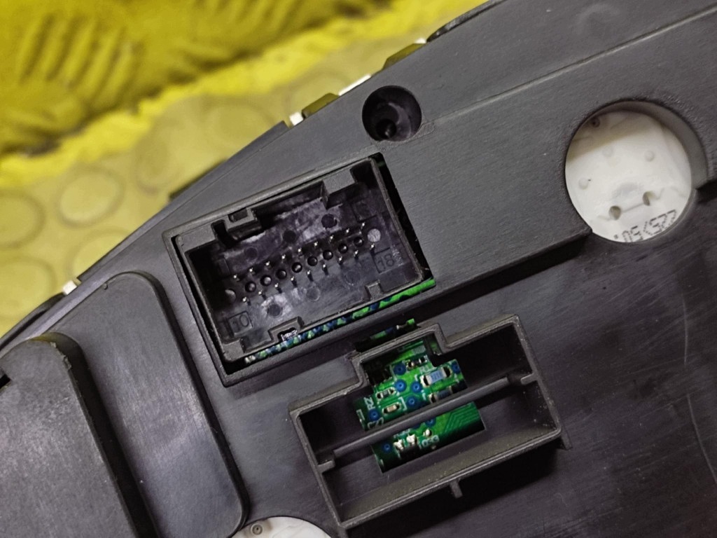 FIAT STILO dials 1FCF10849BF
