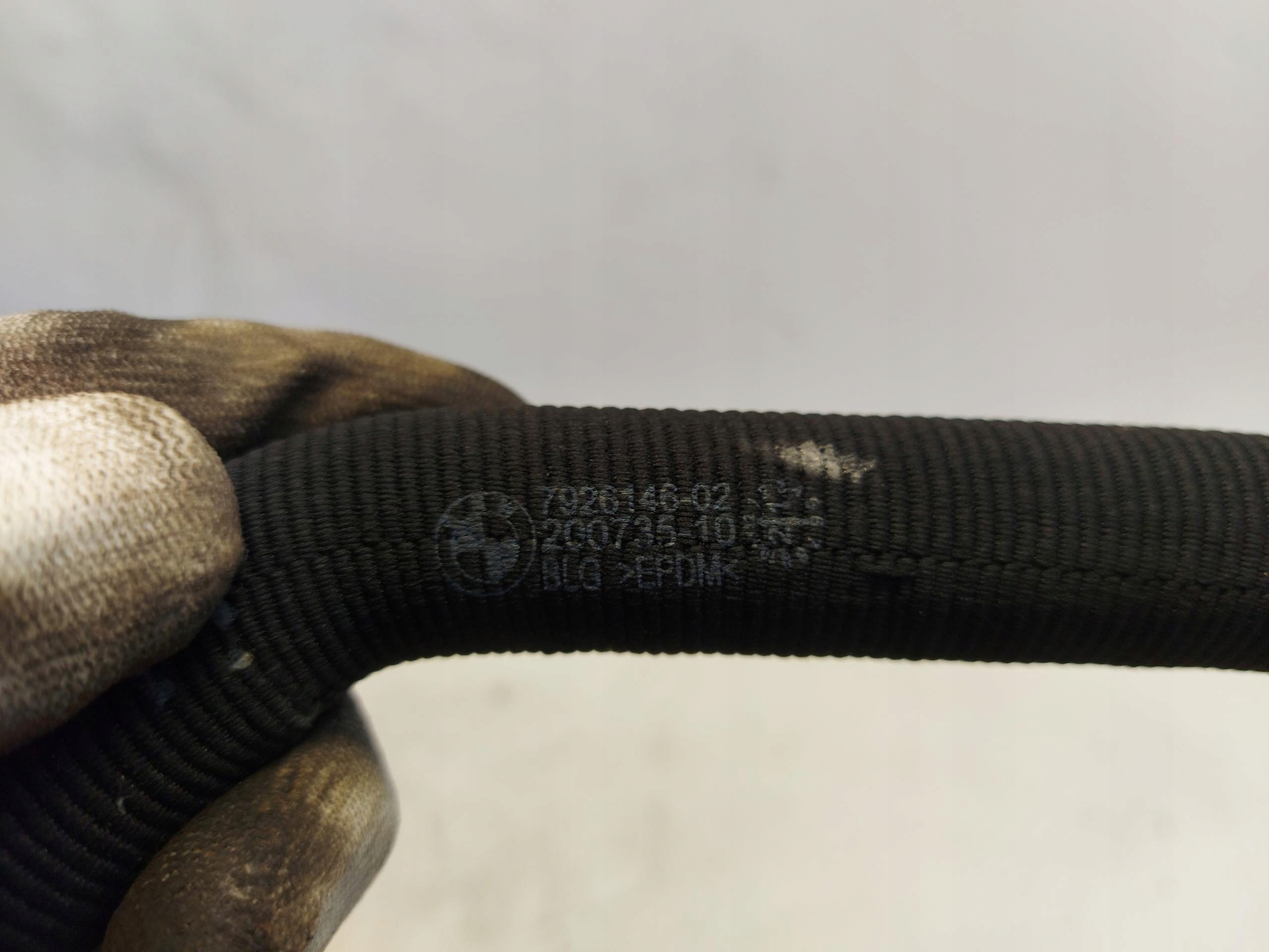 BMW U06 220d crijevo prijenos cijev vode 7926146