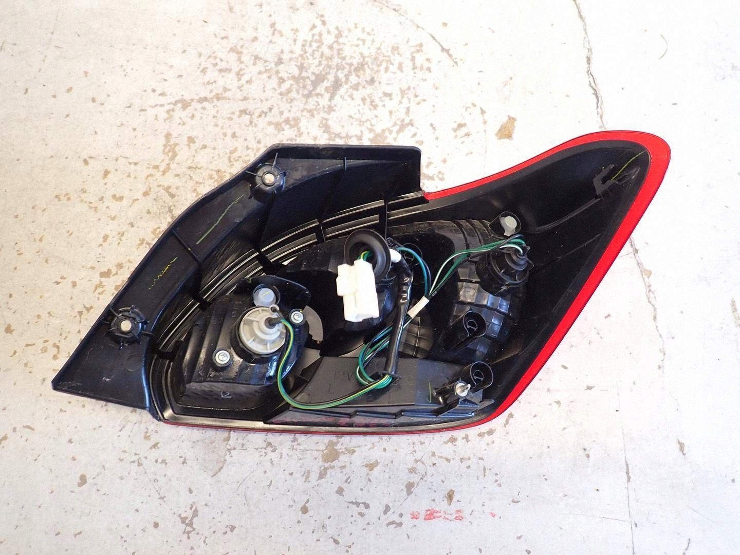 light rear part rear left MITSUBISHI SPACE STAR II 13