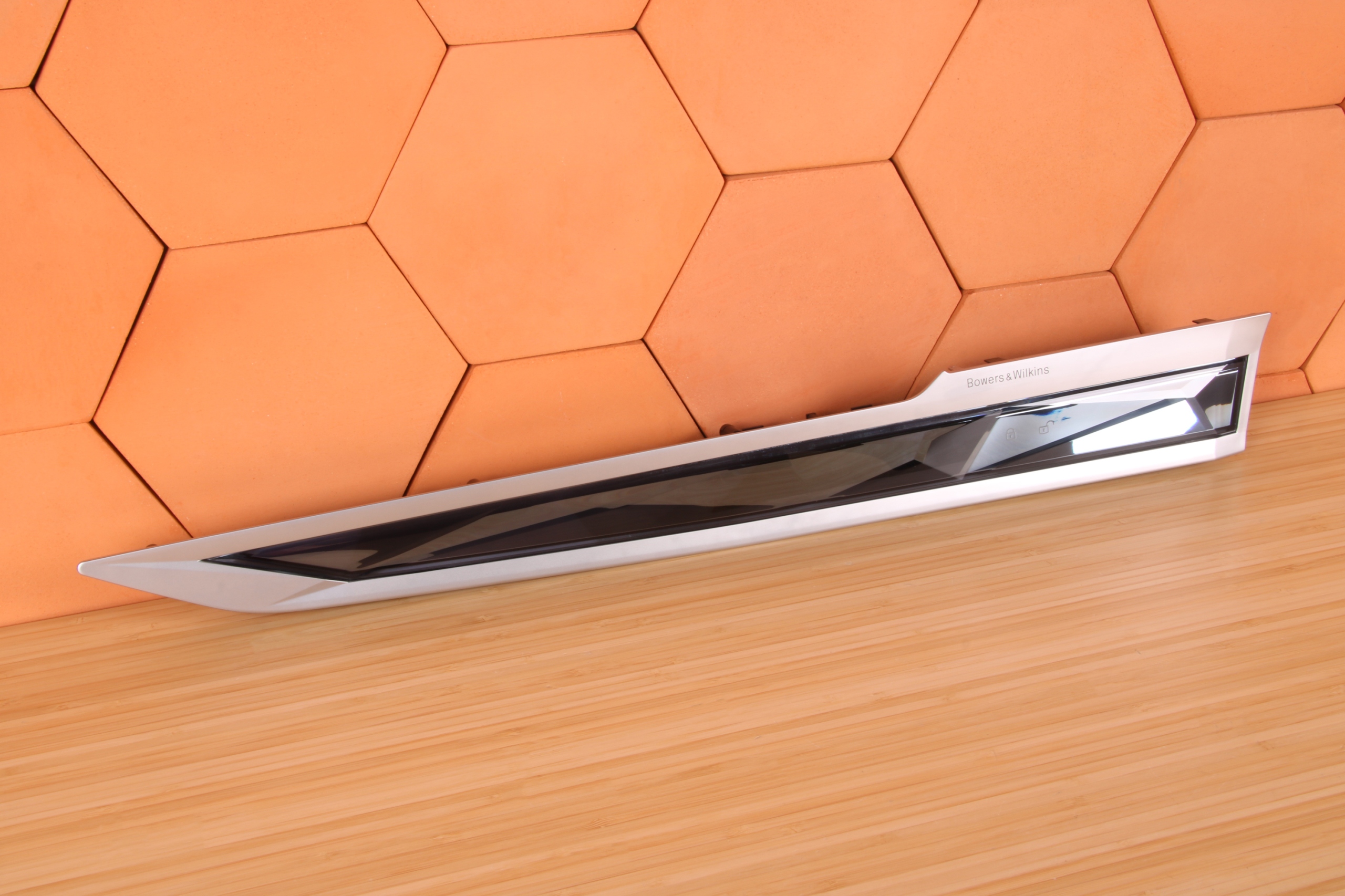 BMW 7 G70 PANEL DOTYKOWY dveře levý předek BOWERS WILKINS 5A75661