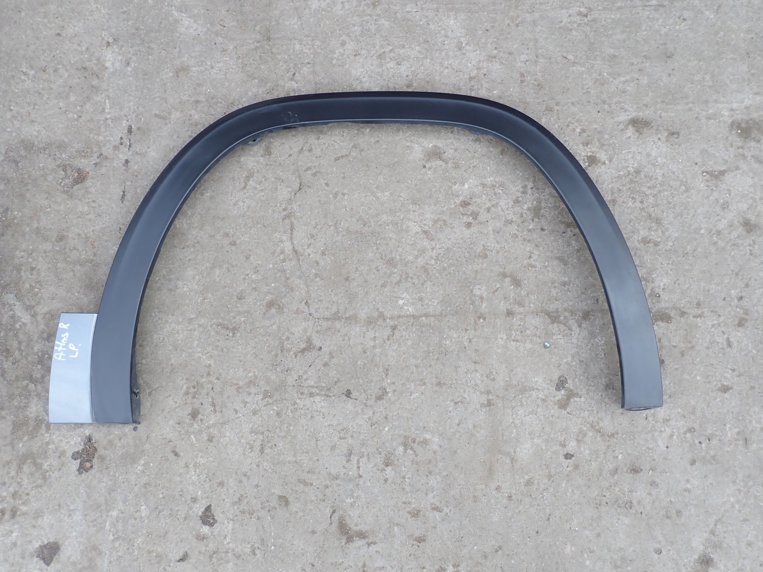 Listwa Błotnika Flara Prawa Przednia Przód VW Atlas Cross Sport 2022