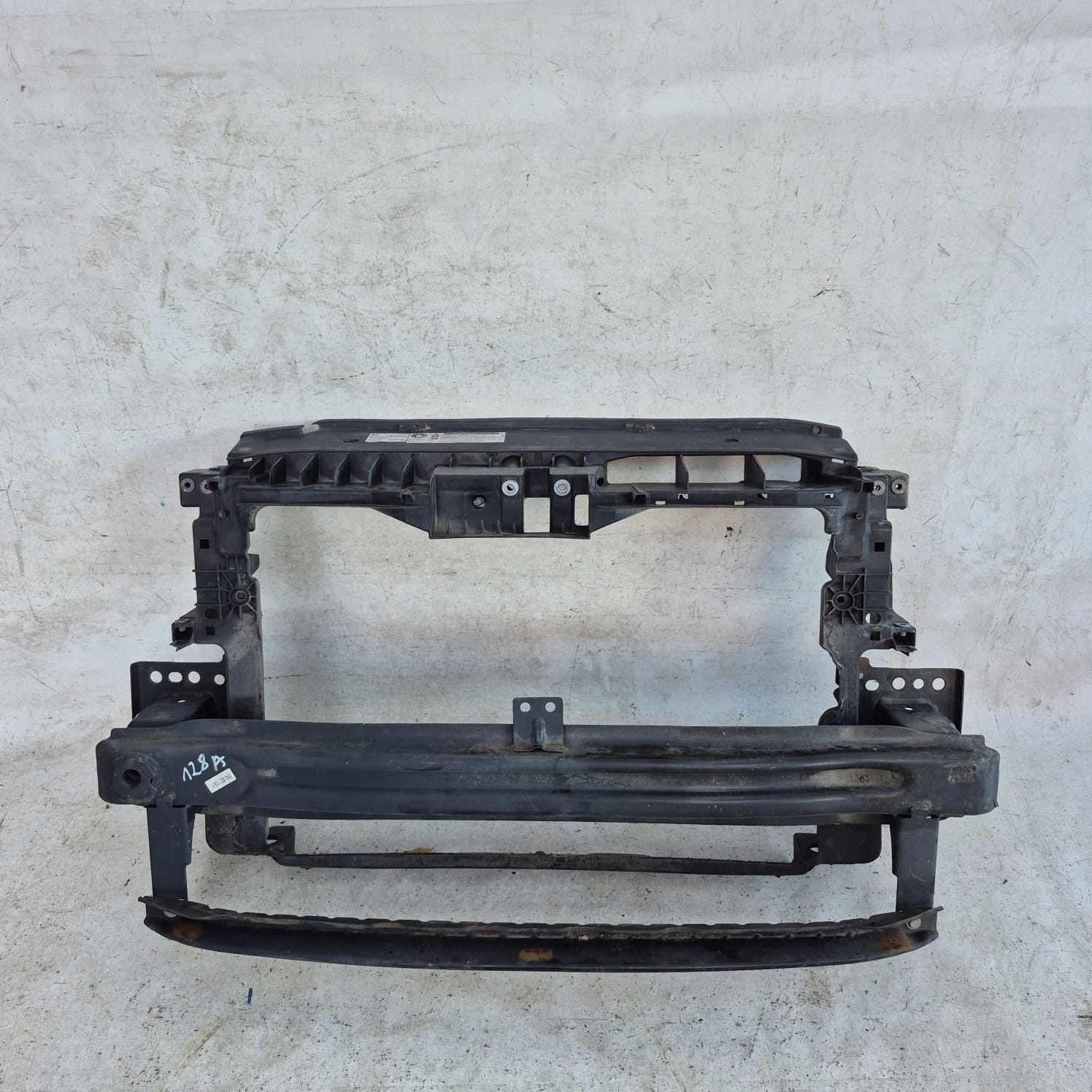 VW TIGUAN and LIFT 11- front body wall front sider front front 5N0805594