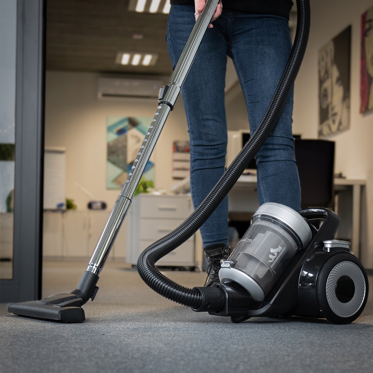 ODKURZACZ BEZWORKOWY CYKLONOWY DOMOWY HEPA MAŁY MOCNY LEKKI 12w1 4000W Pojemność zbiornika na kurz 2 l