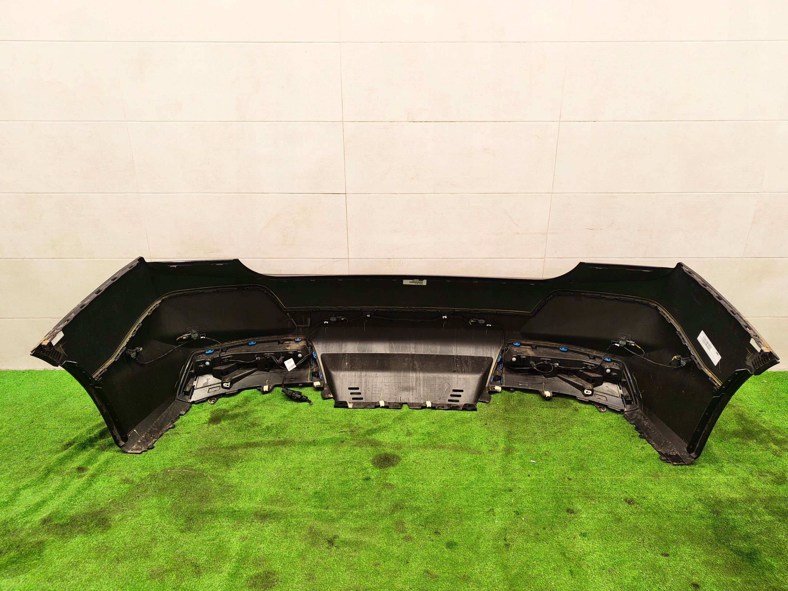 BMW IX I20 bumper rear part rear 475 6PDC