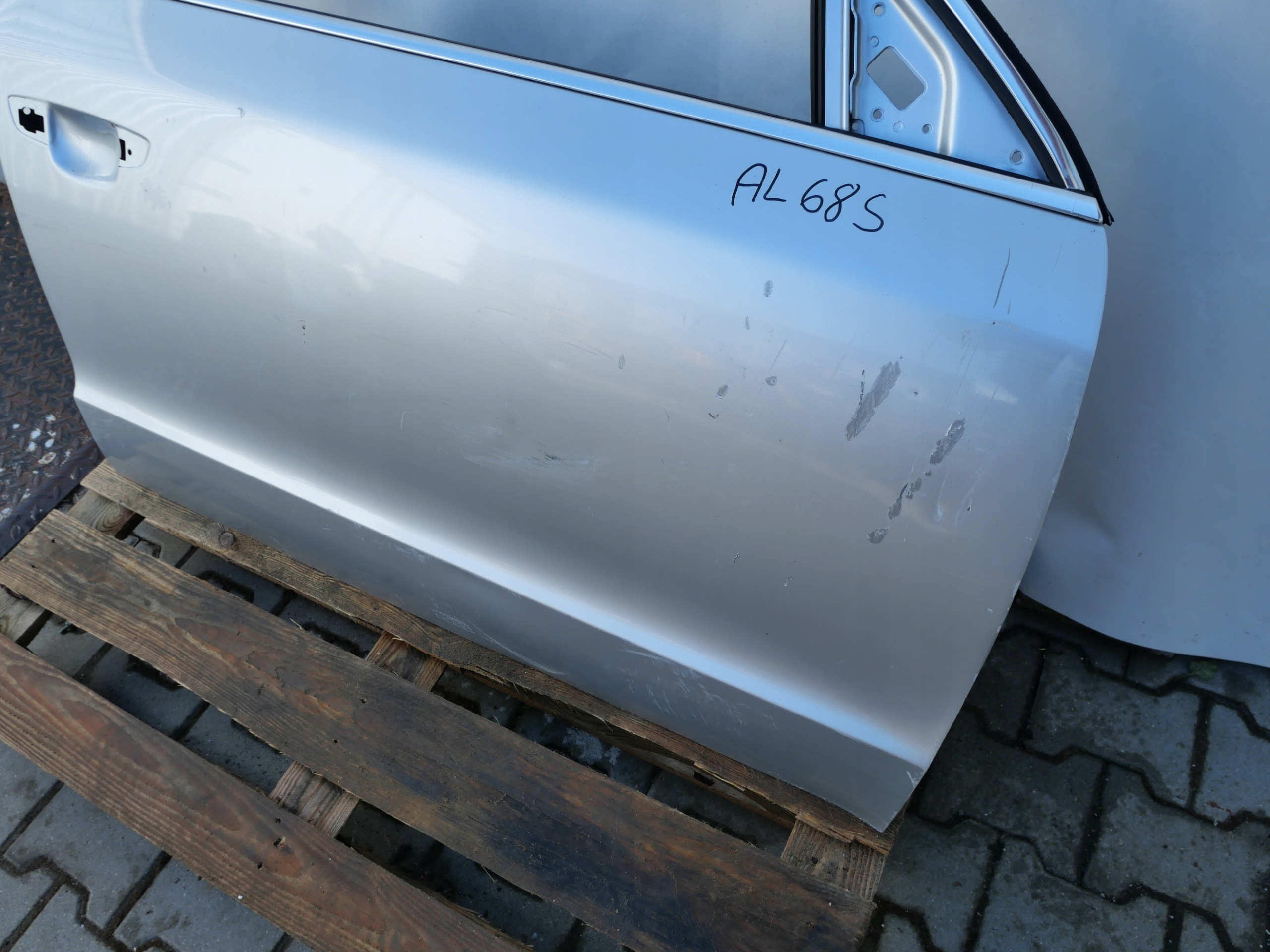 portière droite avant SKODA SUPERB II