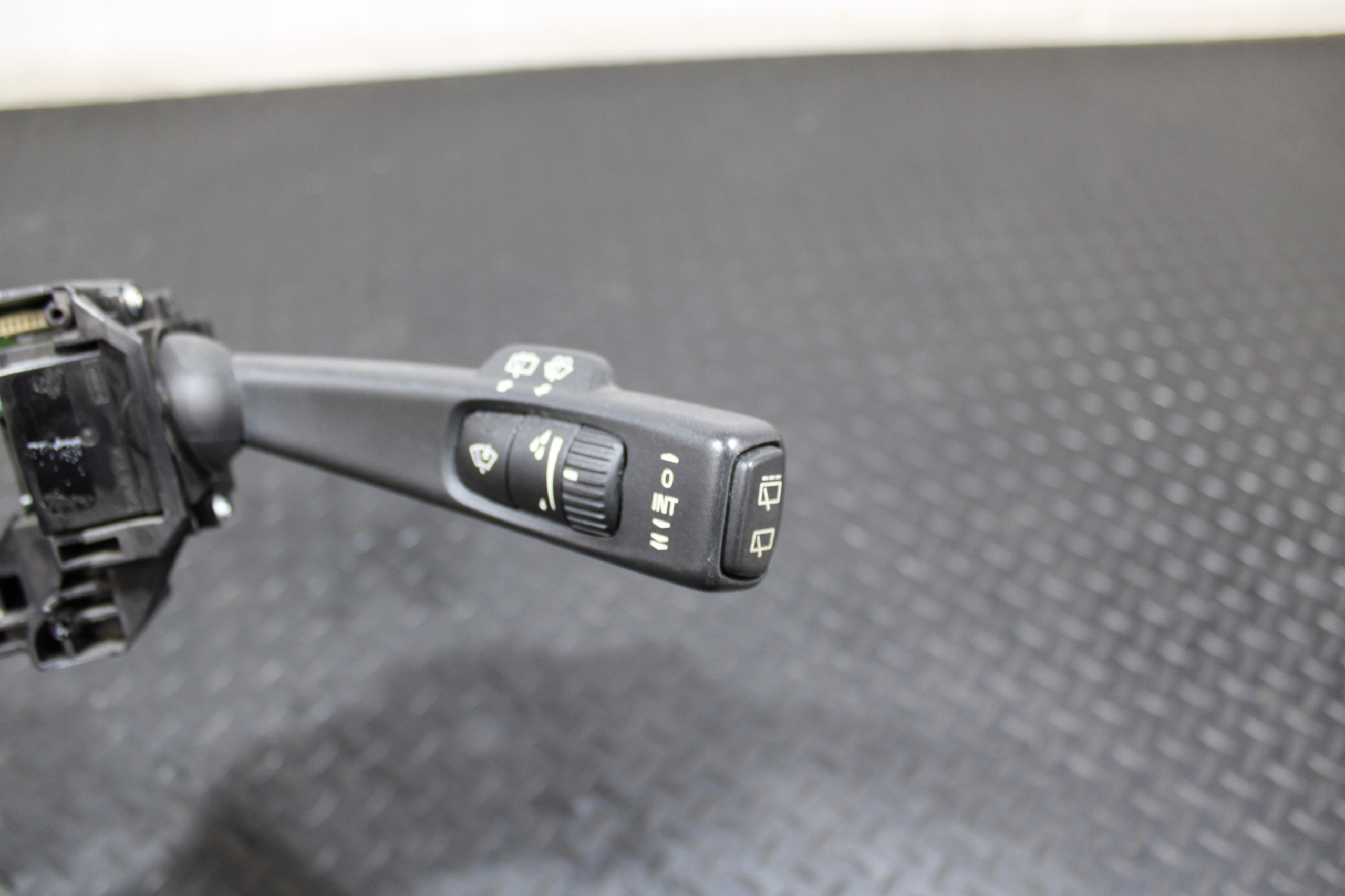MANETKA DEVIO LUCI DEVIO tergicristalli indicatori di direzione VOLVO XC60 LIFT 31481765