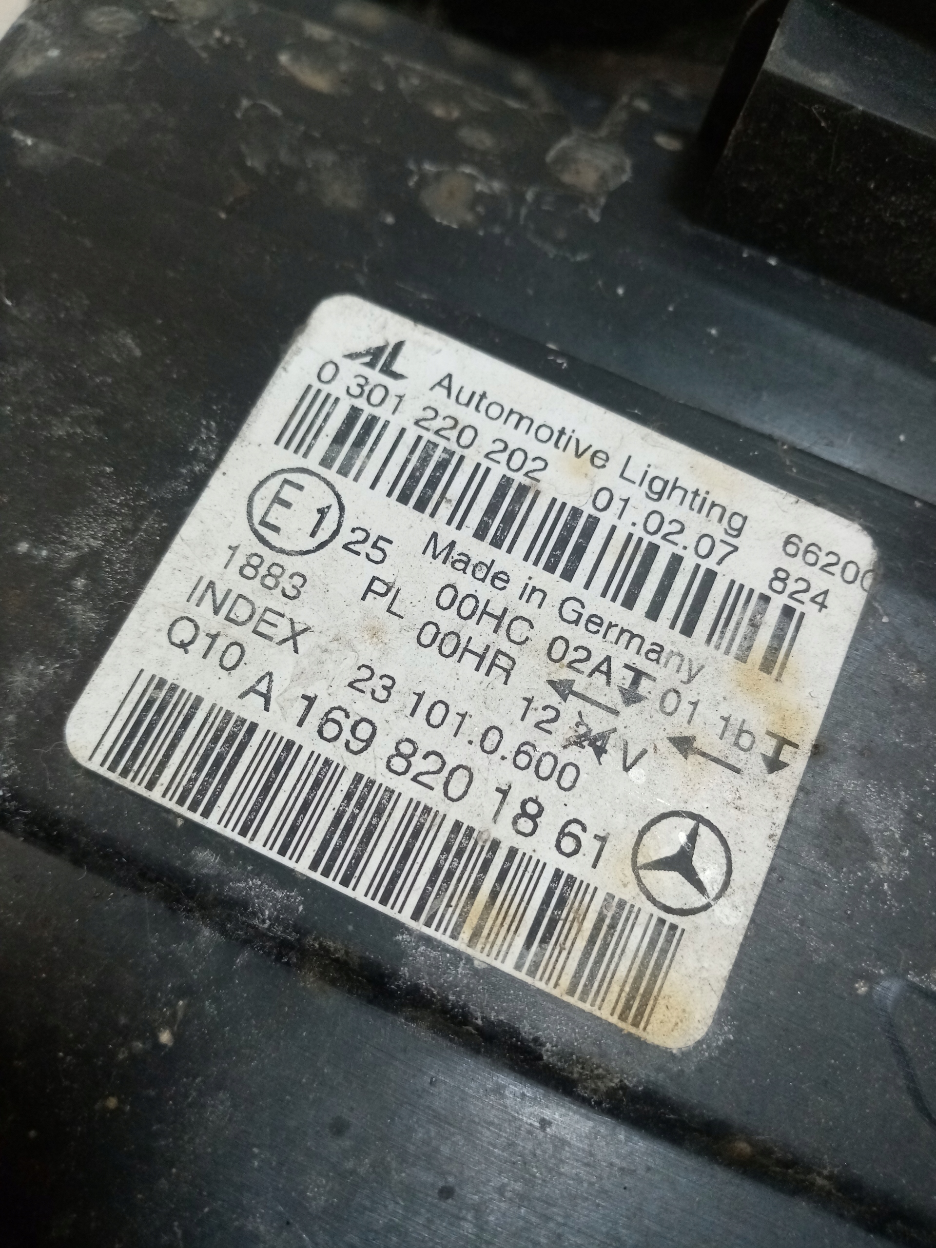 light right front MERCEDES-BENZ W169