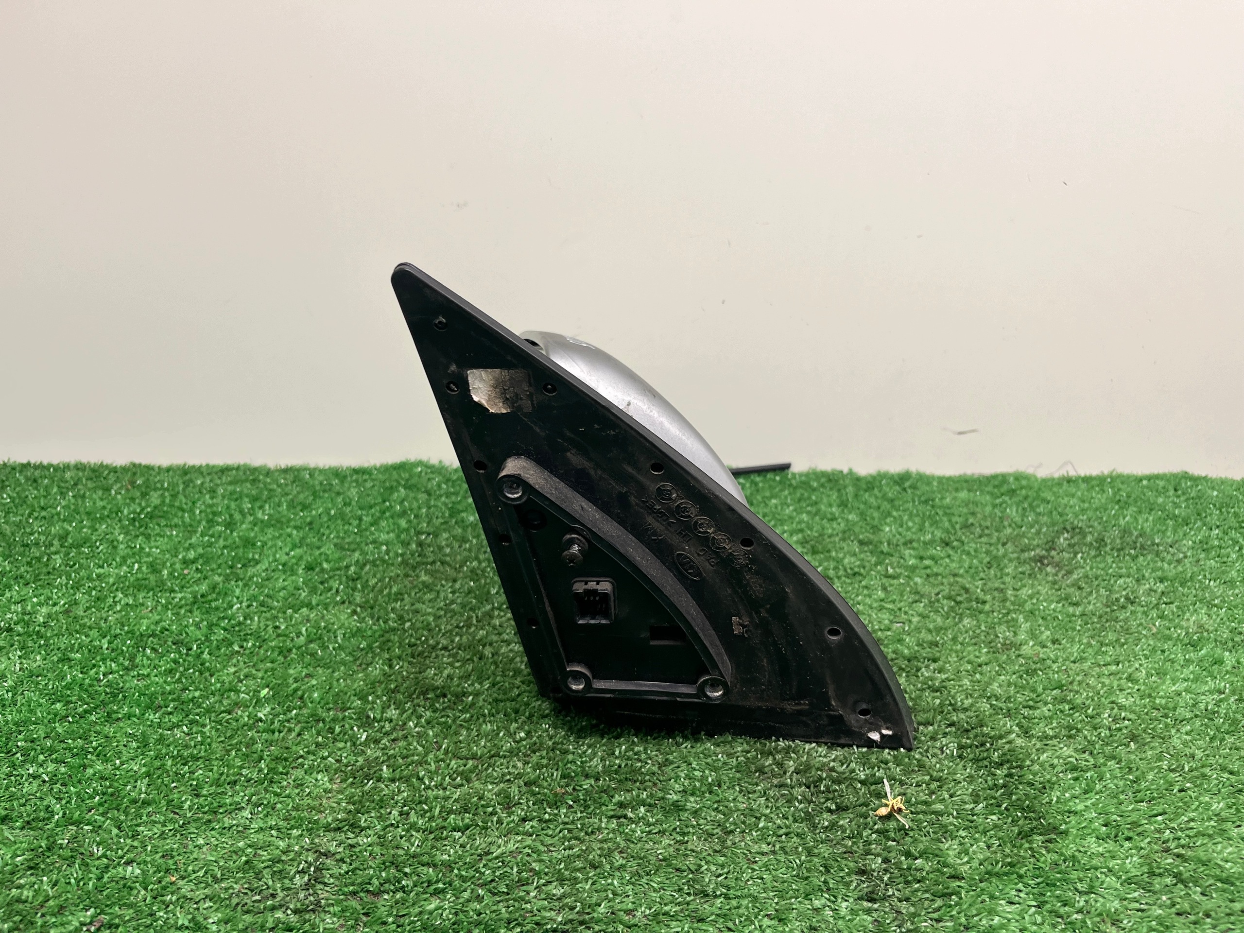 mirror left electrics KIA SPORTAGE 2 2009 5 PIN