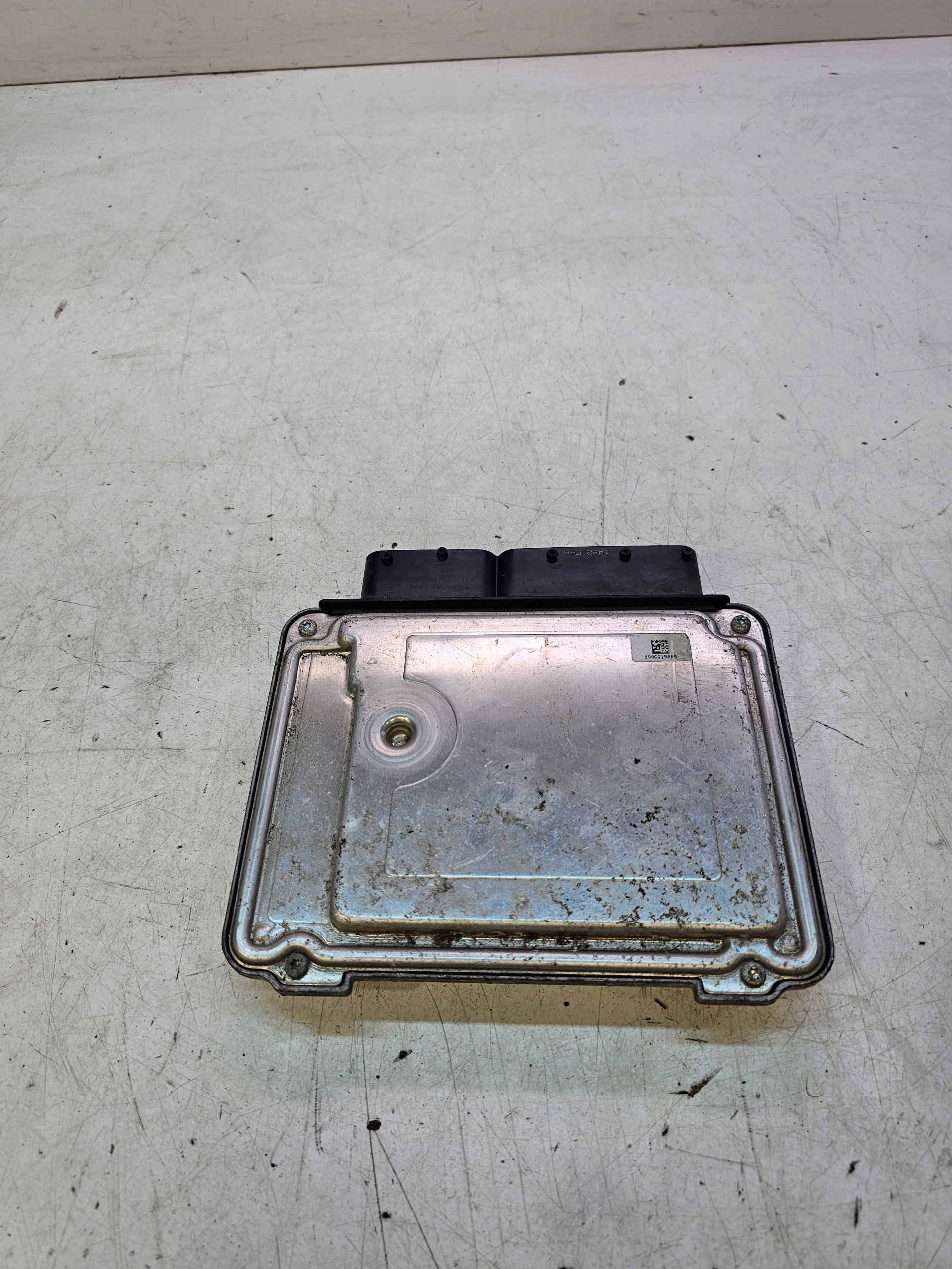 computer control unit of the engine AUDI Q3 8U A1 8X 03L906018CM
