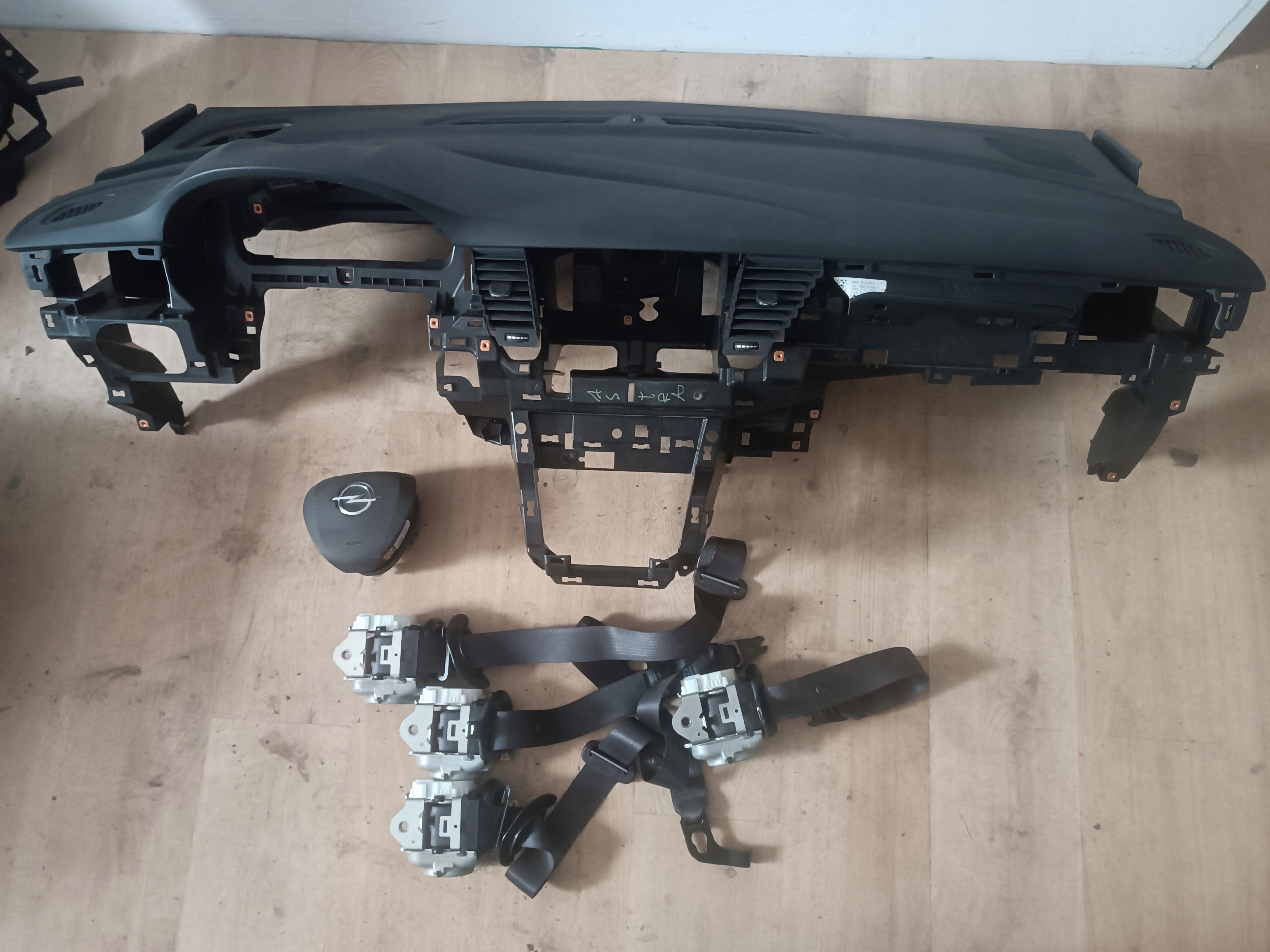 dashboard instrument panel console OPEL ASTRA K V LIFT original