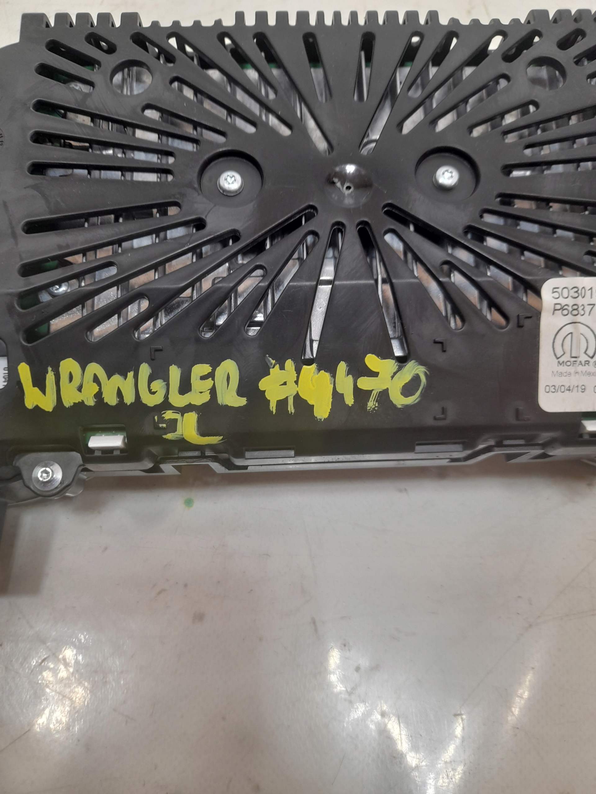 WRANGLER JL 18- спидометр часы 68377790AE 2.2d