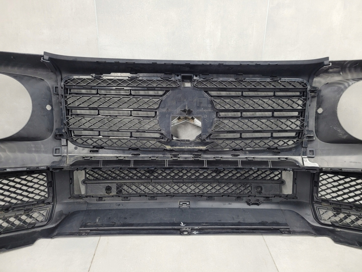 бампер передний MERCEDES g класс W463 463 18-