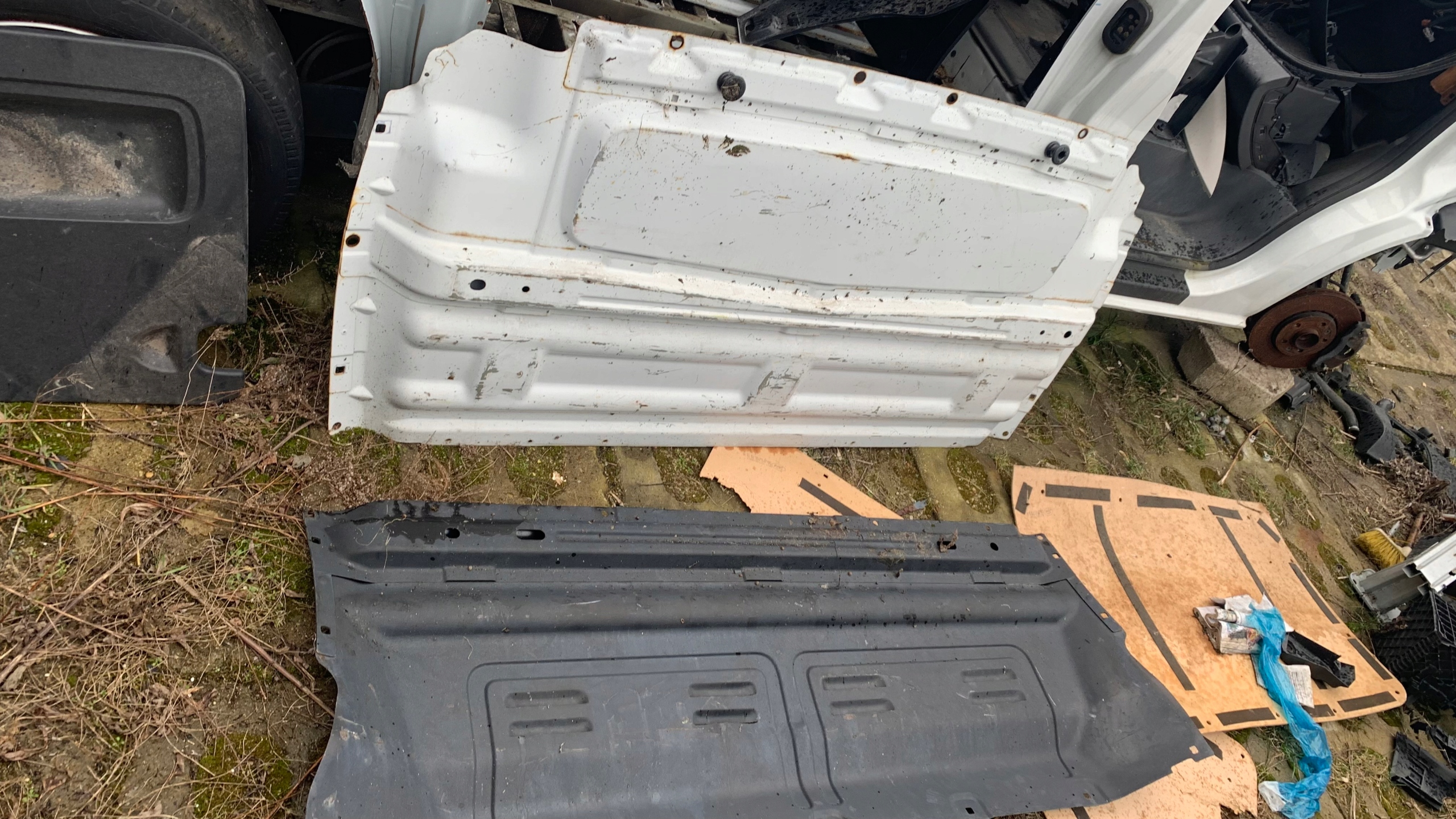 TRAFIC VIVARO III ПЕРЕГОРОДКА 2016 2017 2018