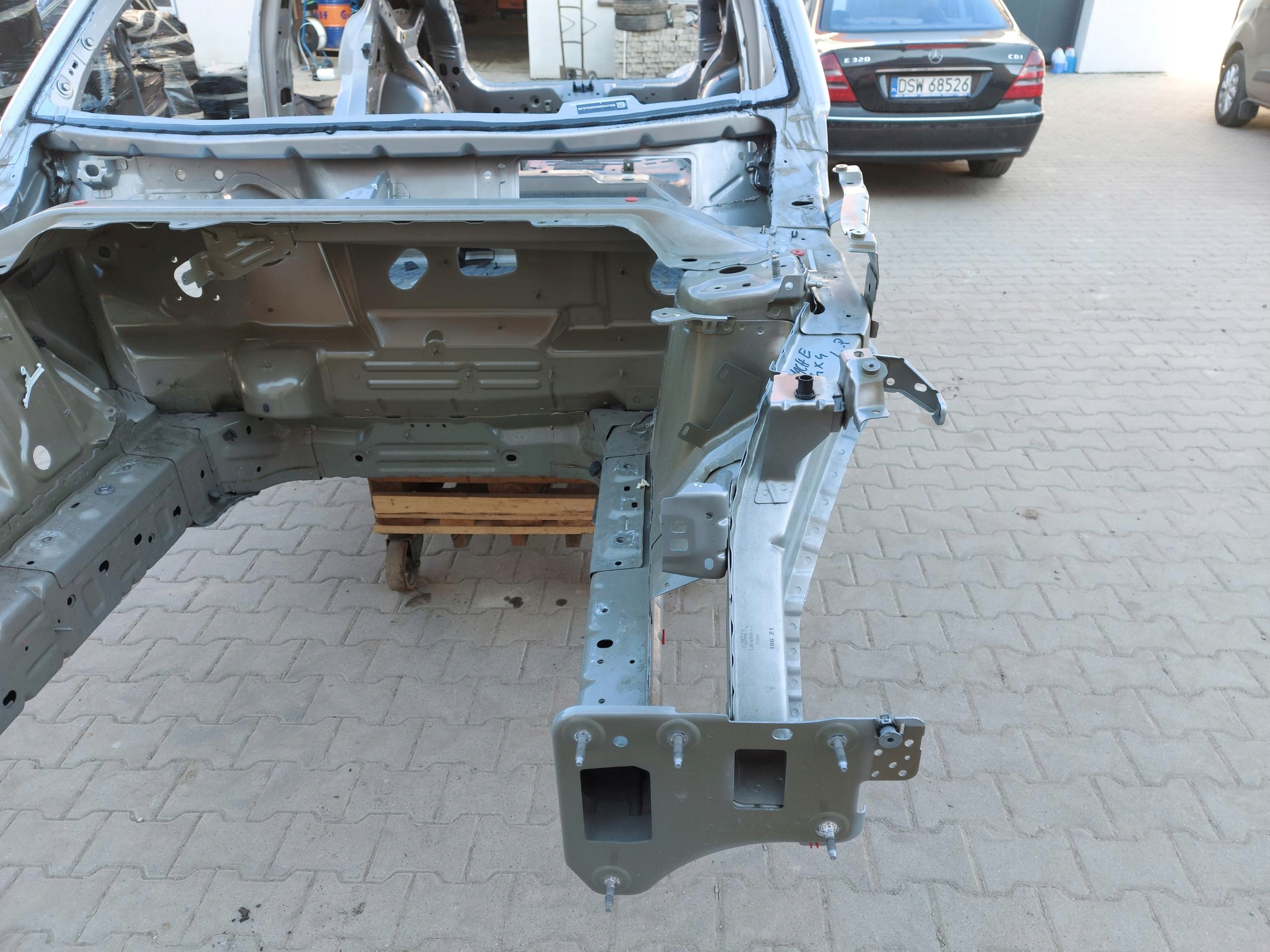 Ford Mustang Mach-E front body quarter left