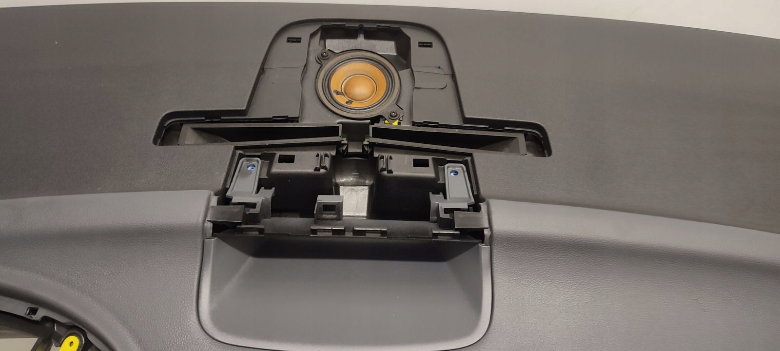 dashboard console airbags tension belts Opel Meriva B