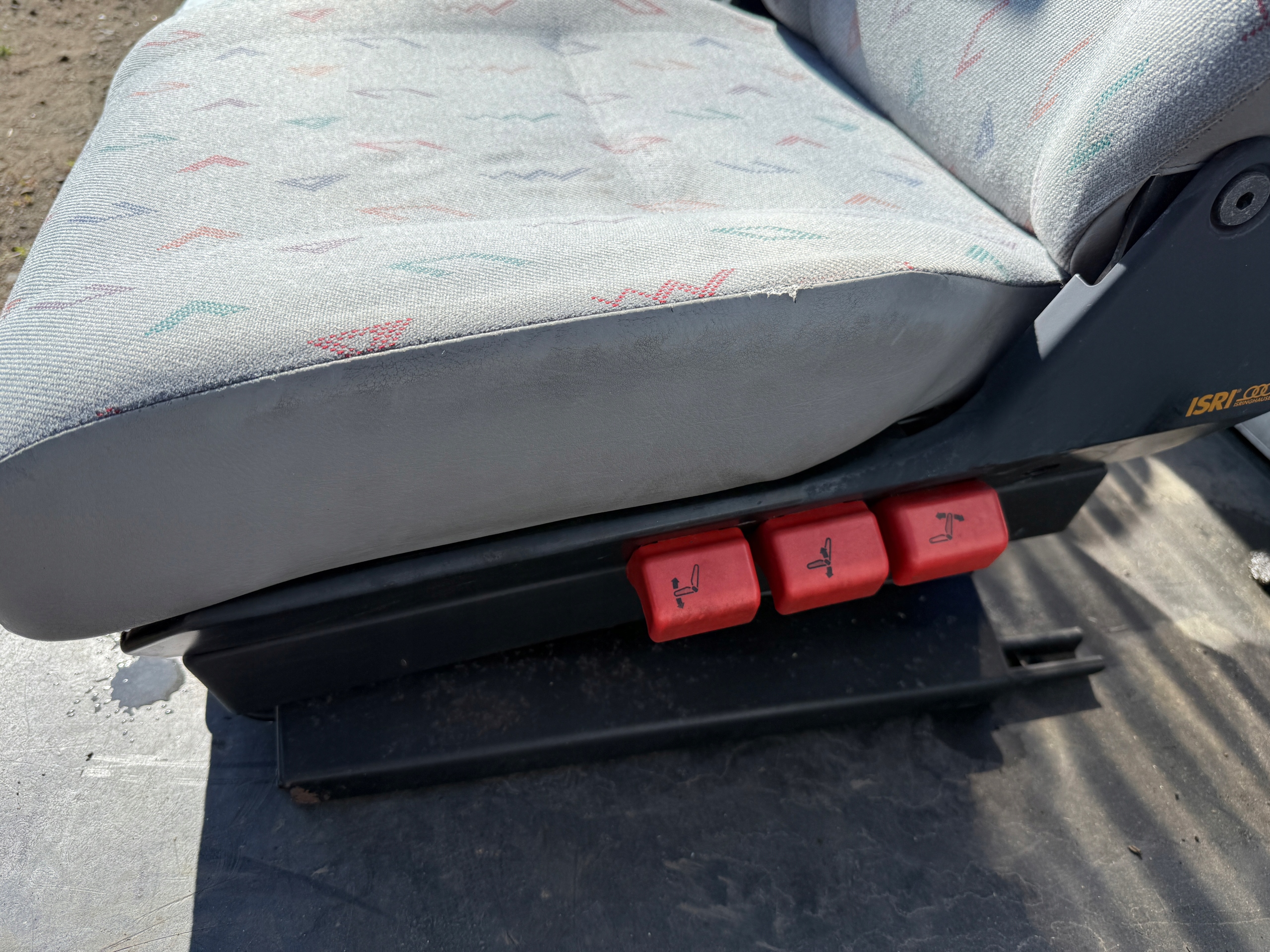 VW LT SPRINTER 00-06 seat left front driver´s ISRI