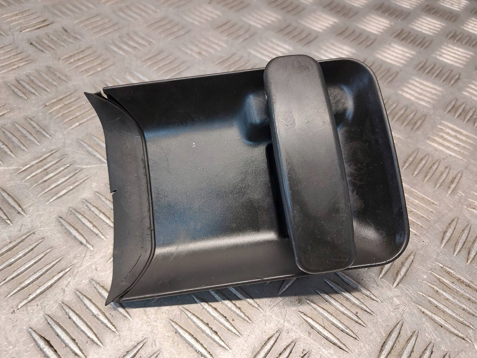 KLAMKA WEWNETRZNA PRAWY TYŁ BERLINGO I FL CT3801MR