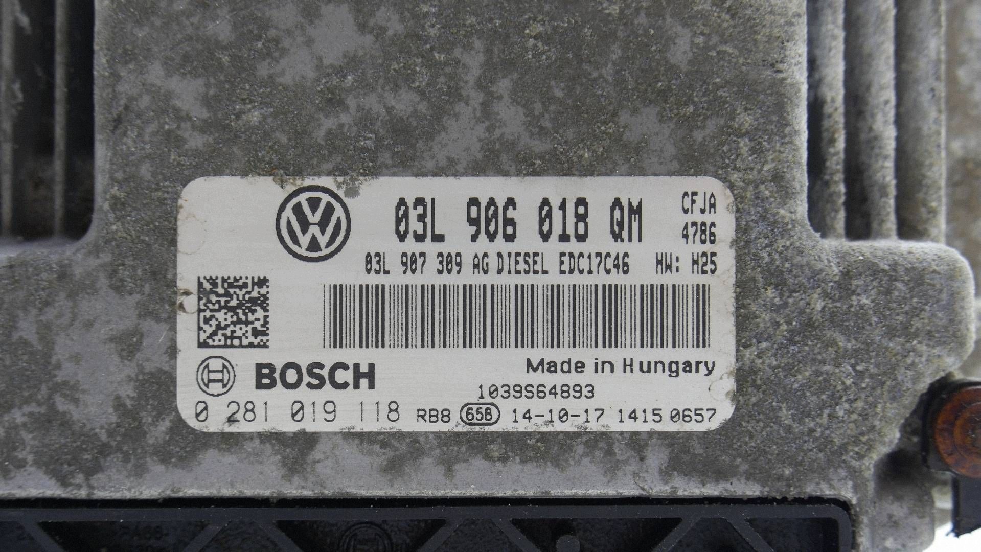 computer control unit of the engine ECU SKODA YETI 5L 2.0 TDI 03L906018QM
