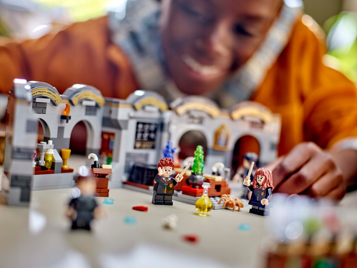 LEGO 76431 Zamek Hogwart : Zajęcia z eliksirów - Harry Potter Marka LEGO