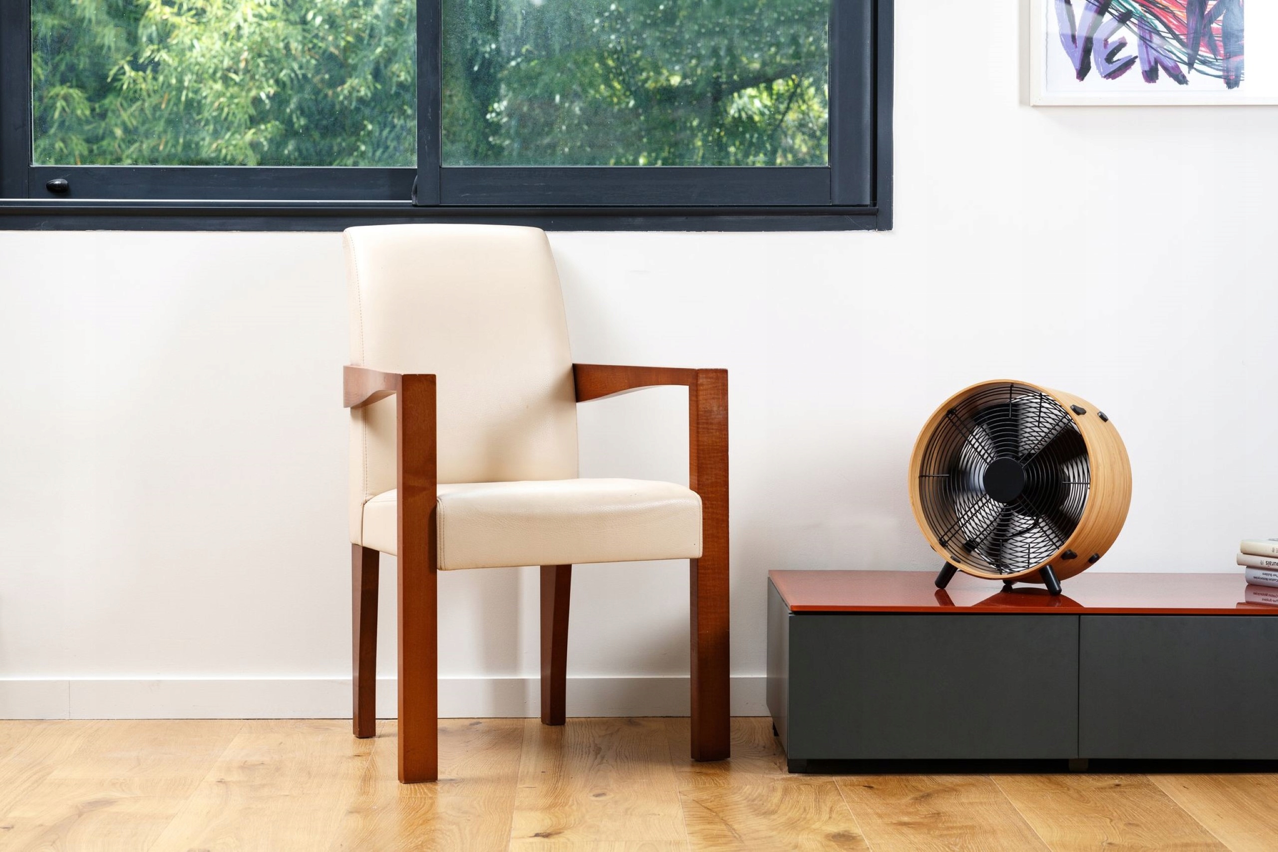 WENTYLATOR W BAMBUSOWEJ OBUDOWIE OTTO STADLER FORM Zasilanie sieciowe