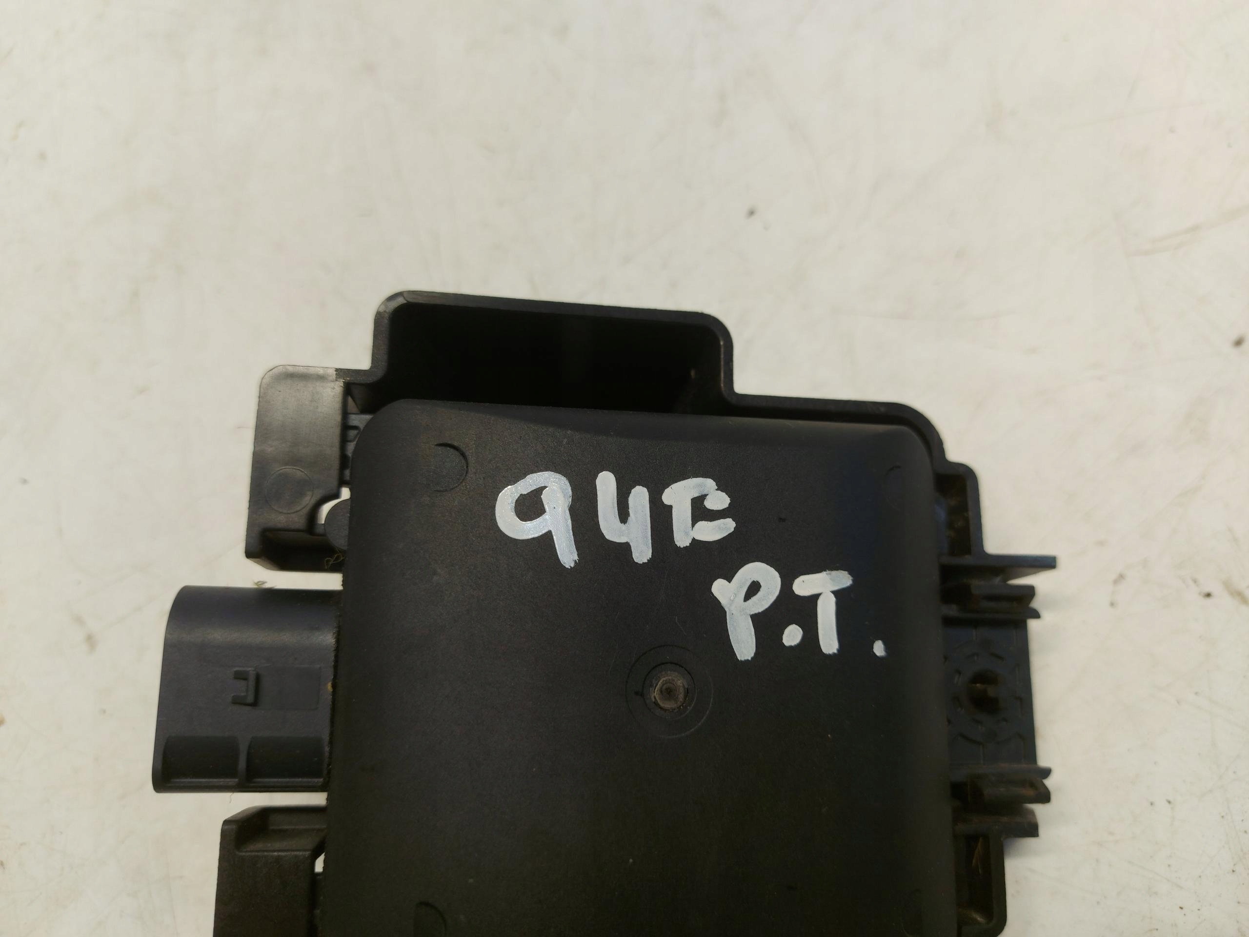 Audi Q4 40 E-580TRON radar sensor holder supports ruchu right rear part