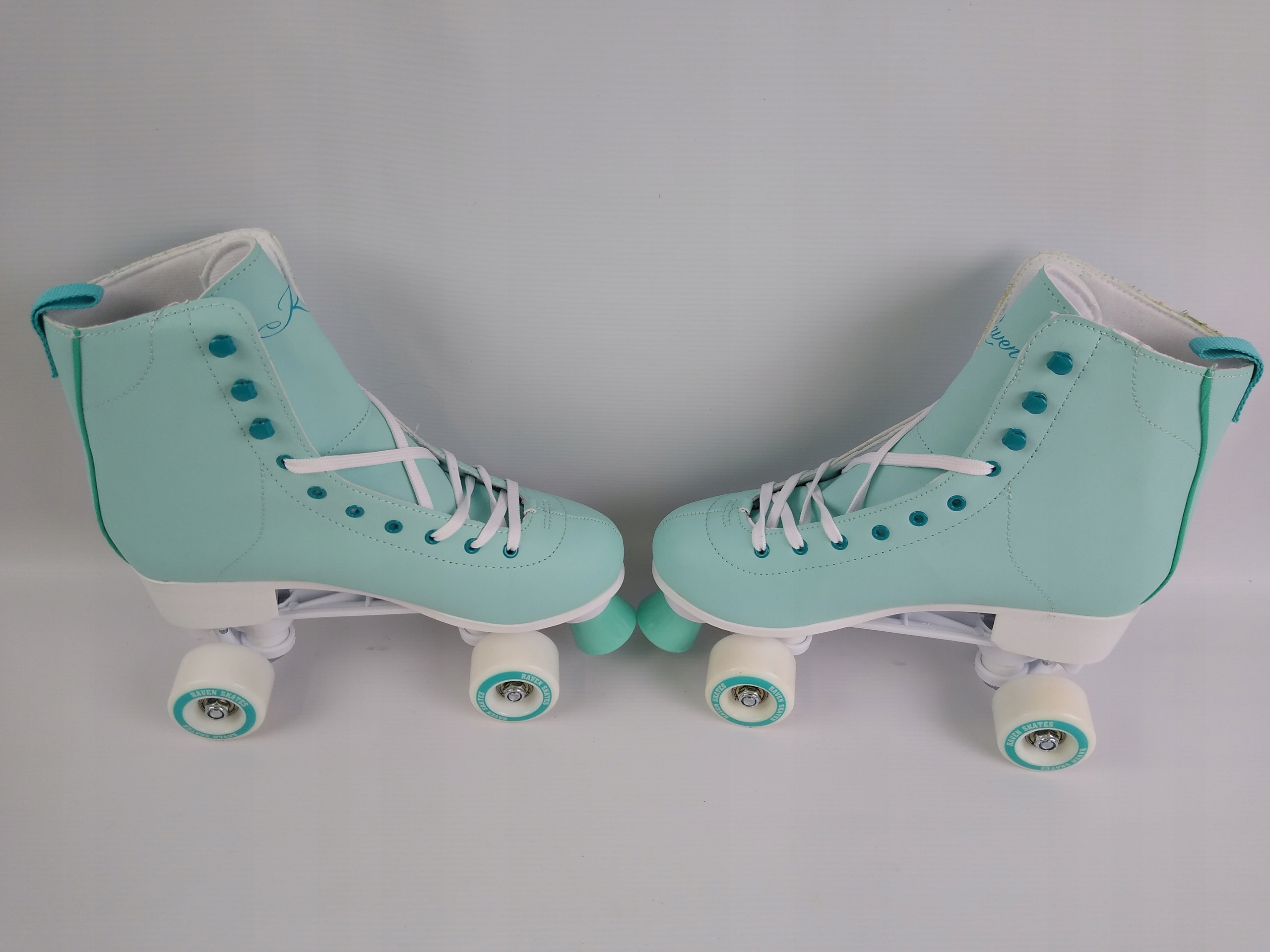 Wrotki RAVEN Elle Mint 42 Kolor zielony