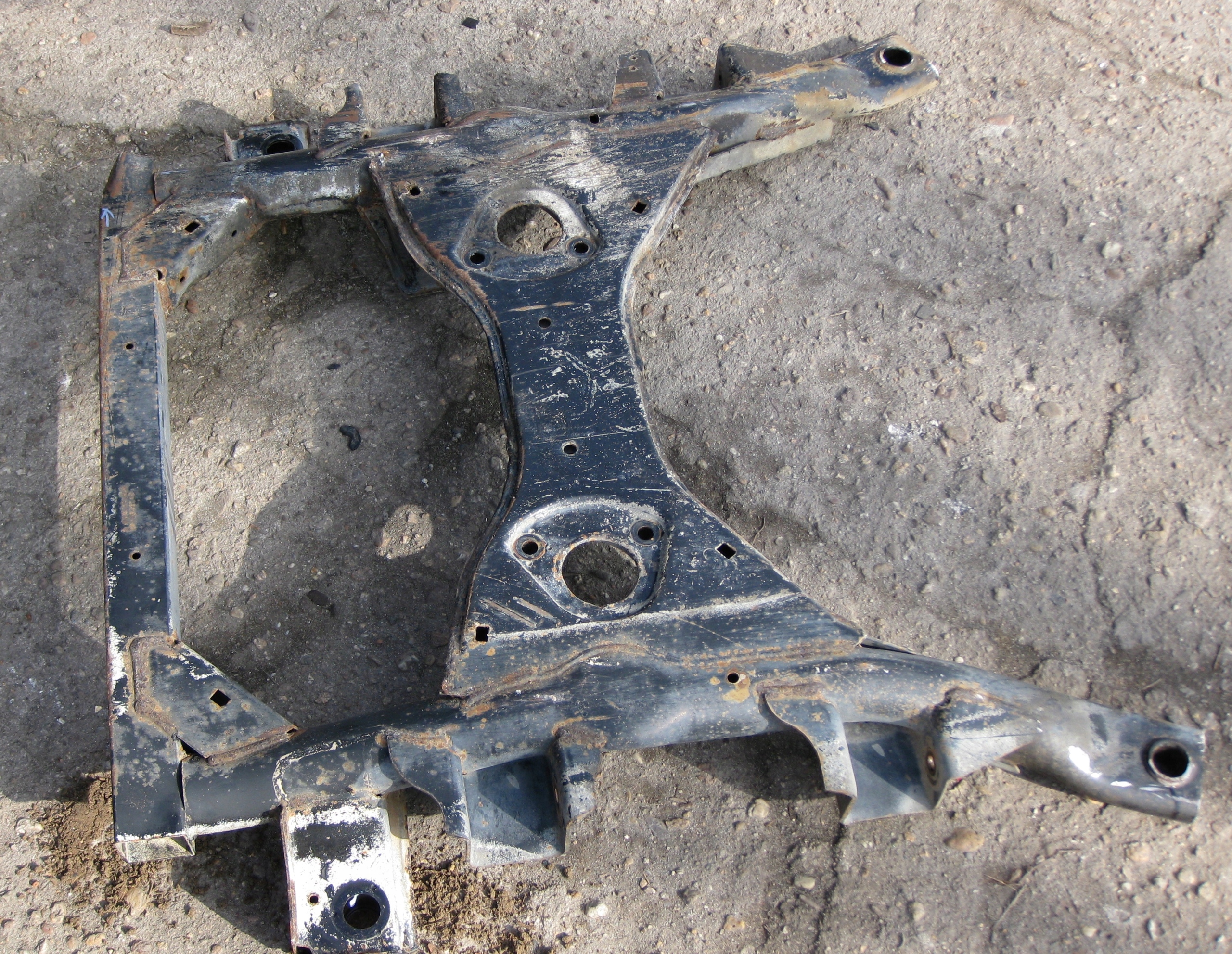MERCEDES VITO W639 08R axle beam sider subframe axle beam front