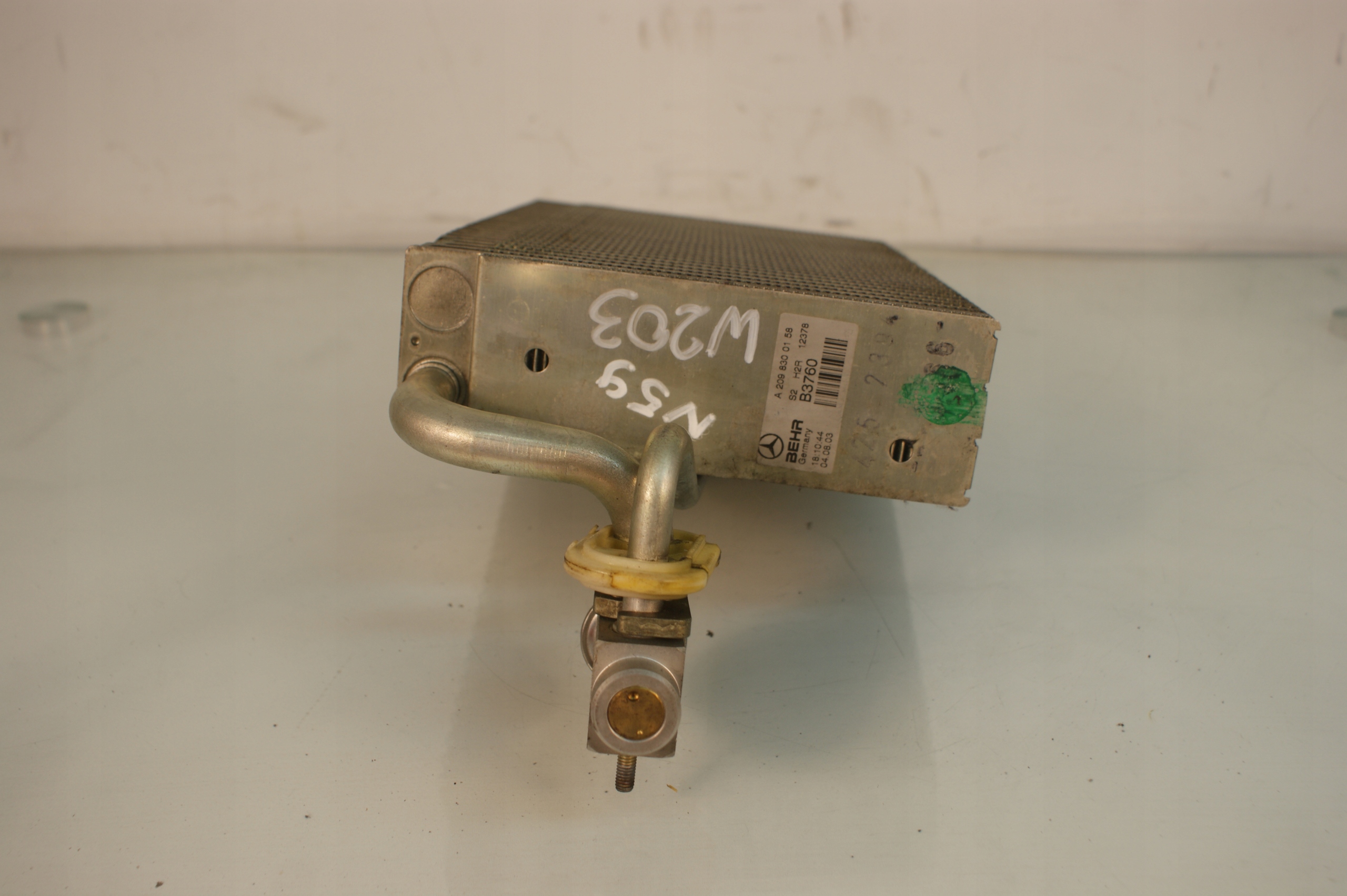 PAROWNIK KLIMATYZACJI MERCEDES W203 A2098300158 EAN (GTIN) 5901532330786