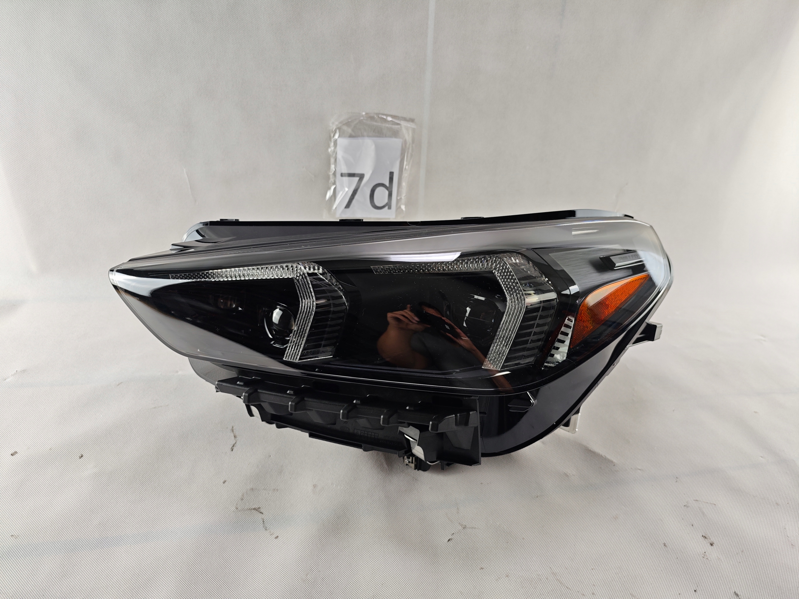 BMW U11 X1 америка full led левый фонарь 5A9A241