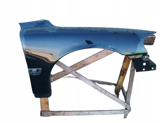 VOLVO V70 II 00-07 BŁOTNIK PRAWY PRZÓD