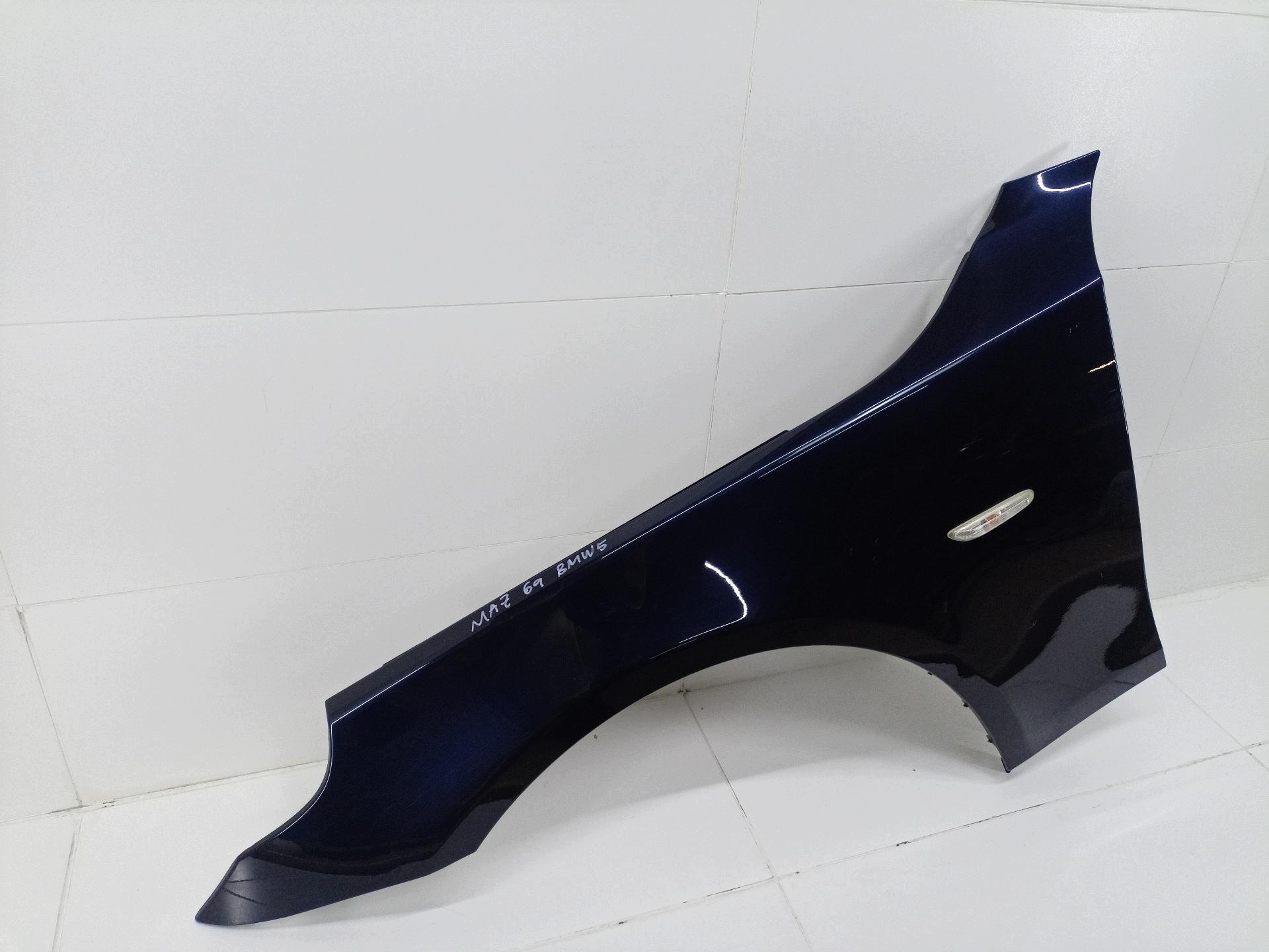 fender front left side BMW 5 E60/E61 facelift E61 2007