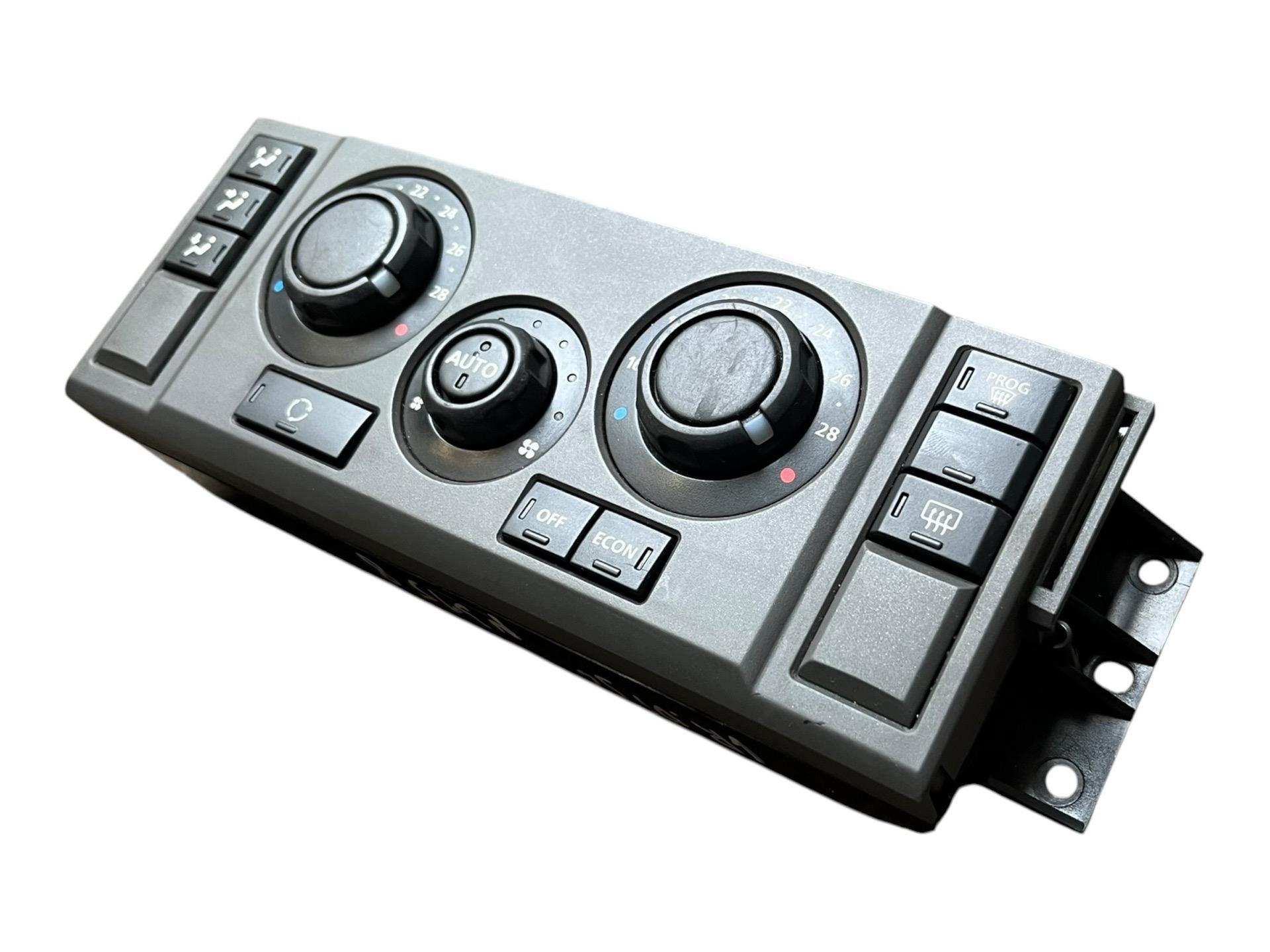 control air conditioning control panel Land Rover Discovery 3 L318 2005 JFC000616