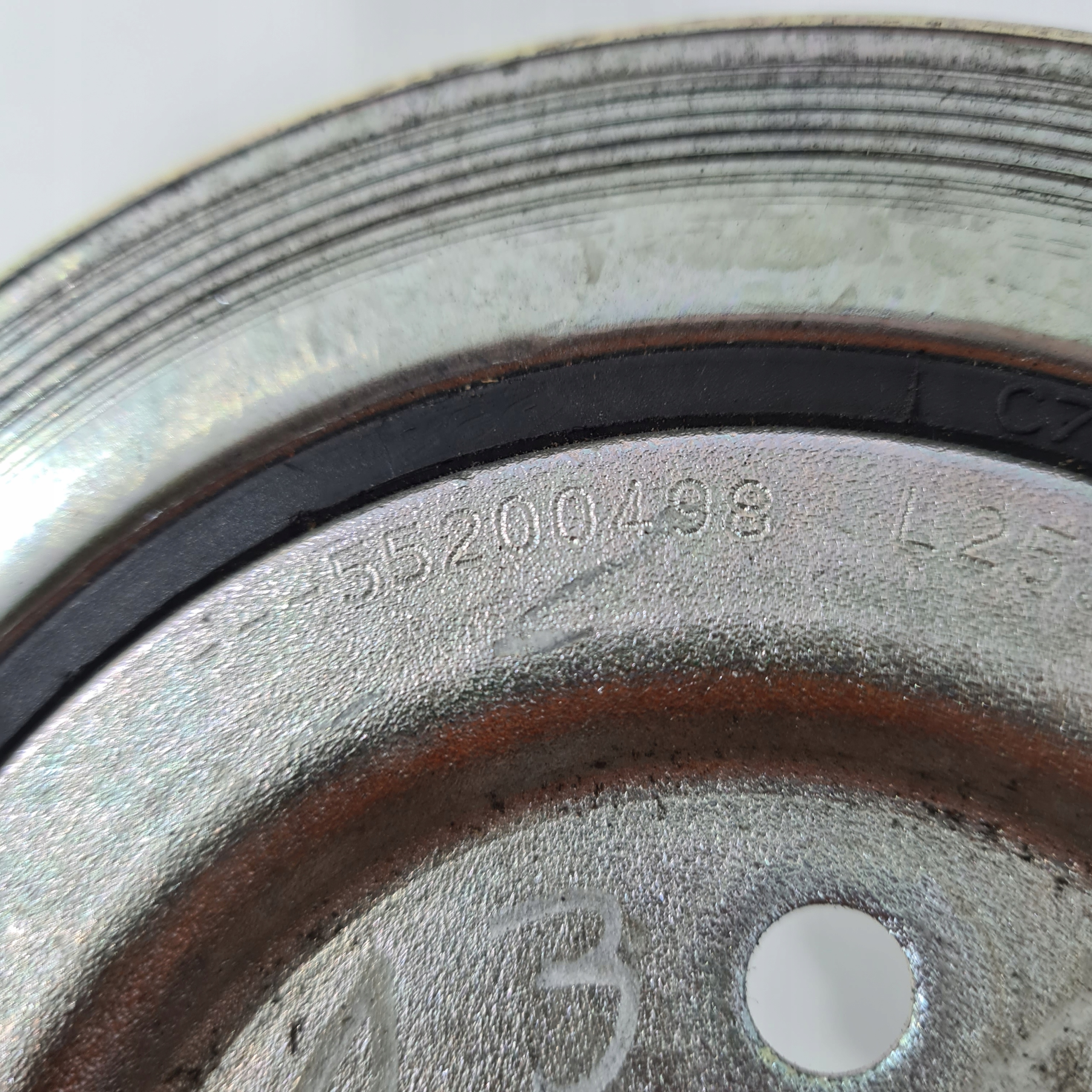 pulley Opel Corsa Astra Meriva Combo 1.3 CDTI 55200498