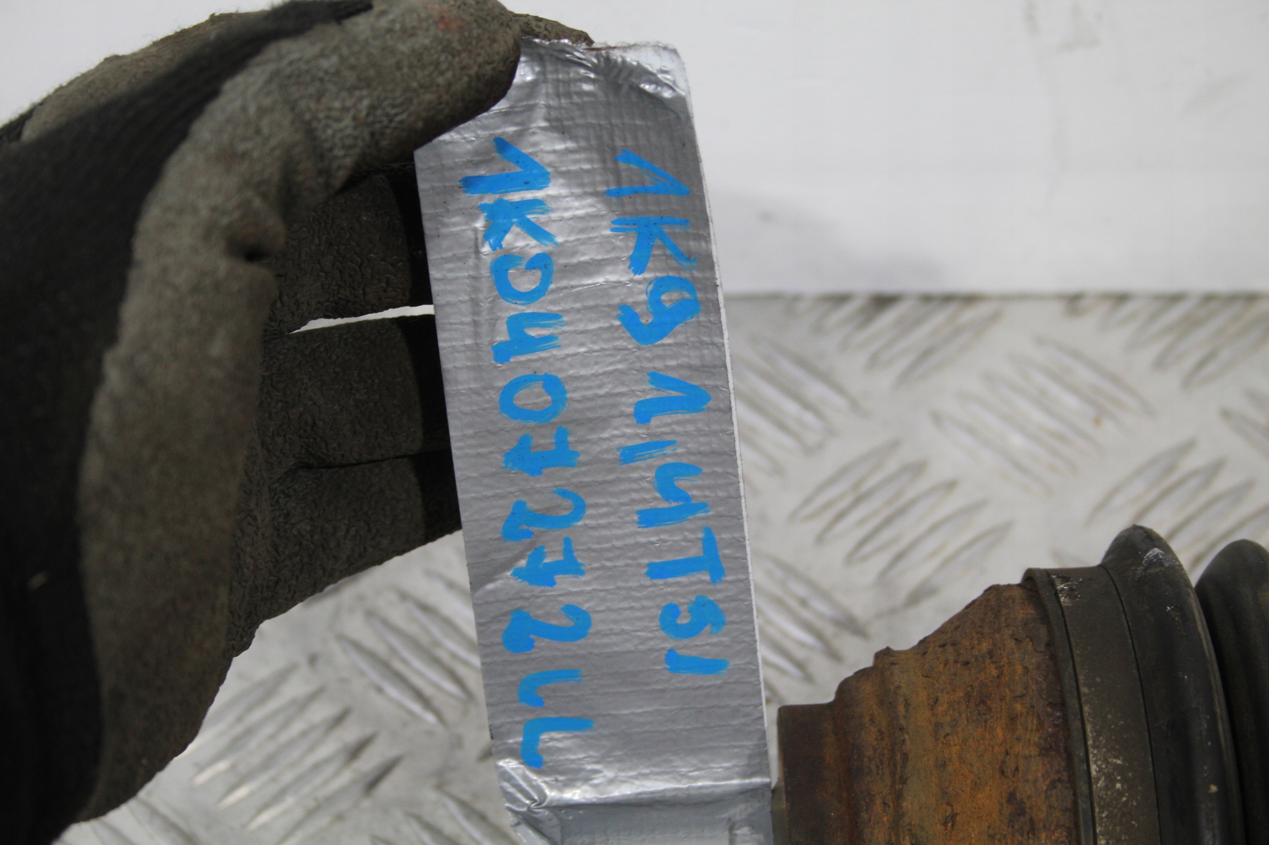 semi-axis right front VW GOLF VI 6 1K9 KOMBI