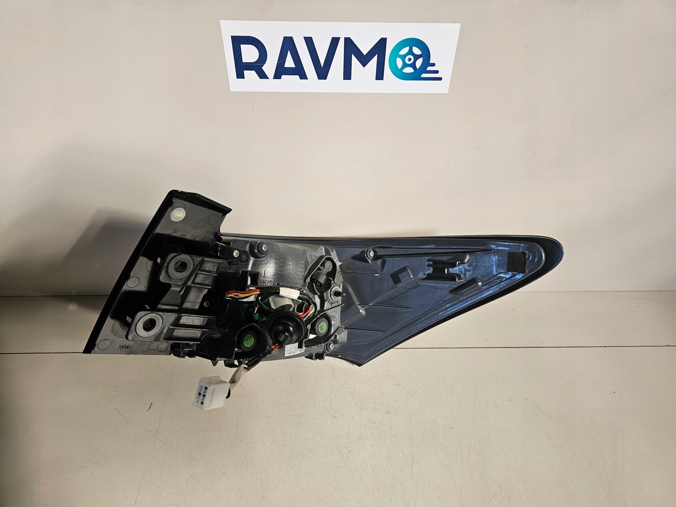 фонарь левый lexus CT 200