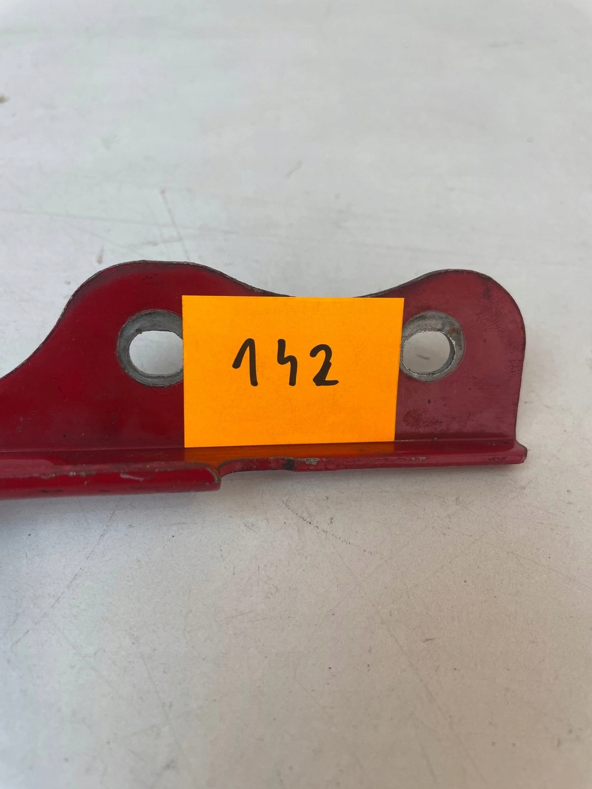 hinge bonnets front front left Suzuki Swift Mk6