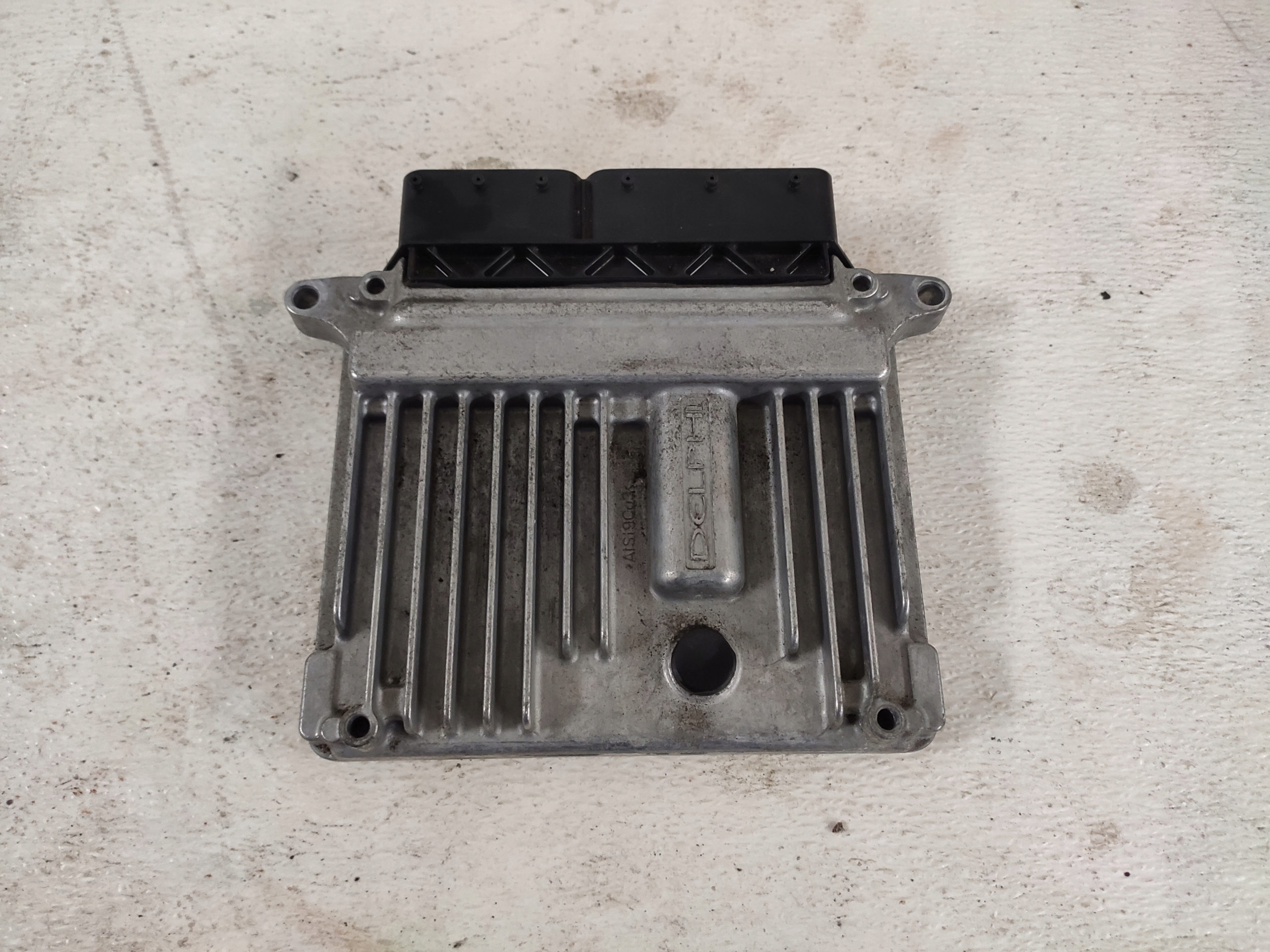 MERCEDES W211 LIFT 2.2CDI control unit of the engine