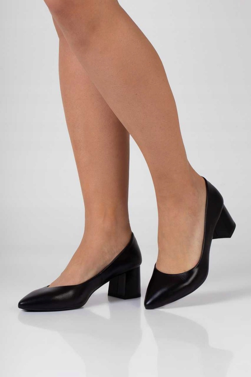 Černé Kožené Klasické Nízké Lodičky 38