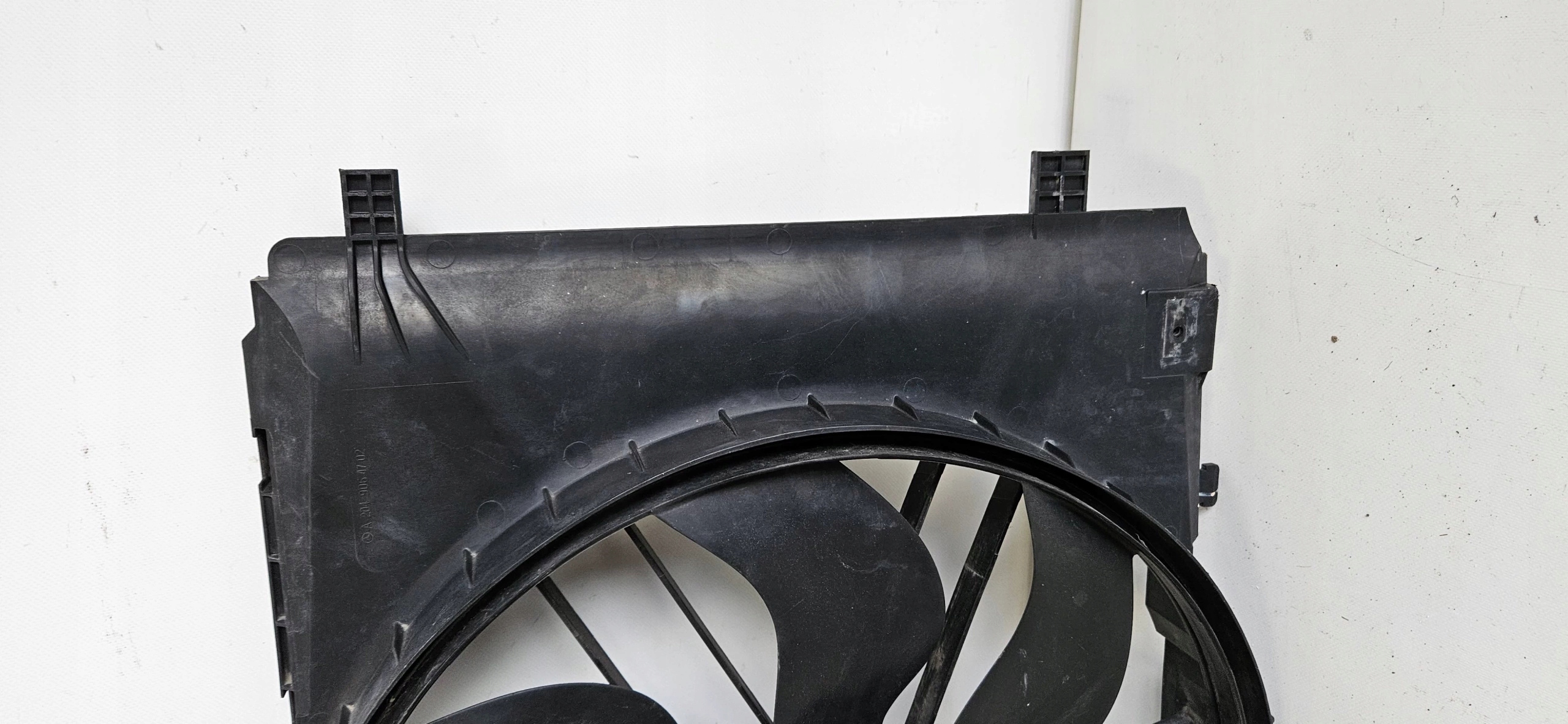 ventilátor chladiče MERCEDES C W204 A2049064702