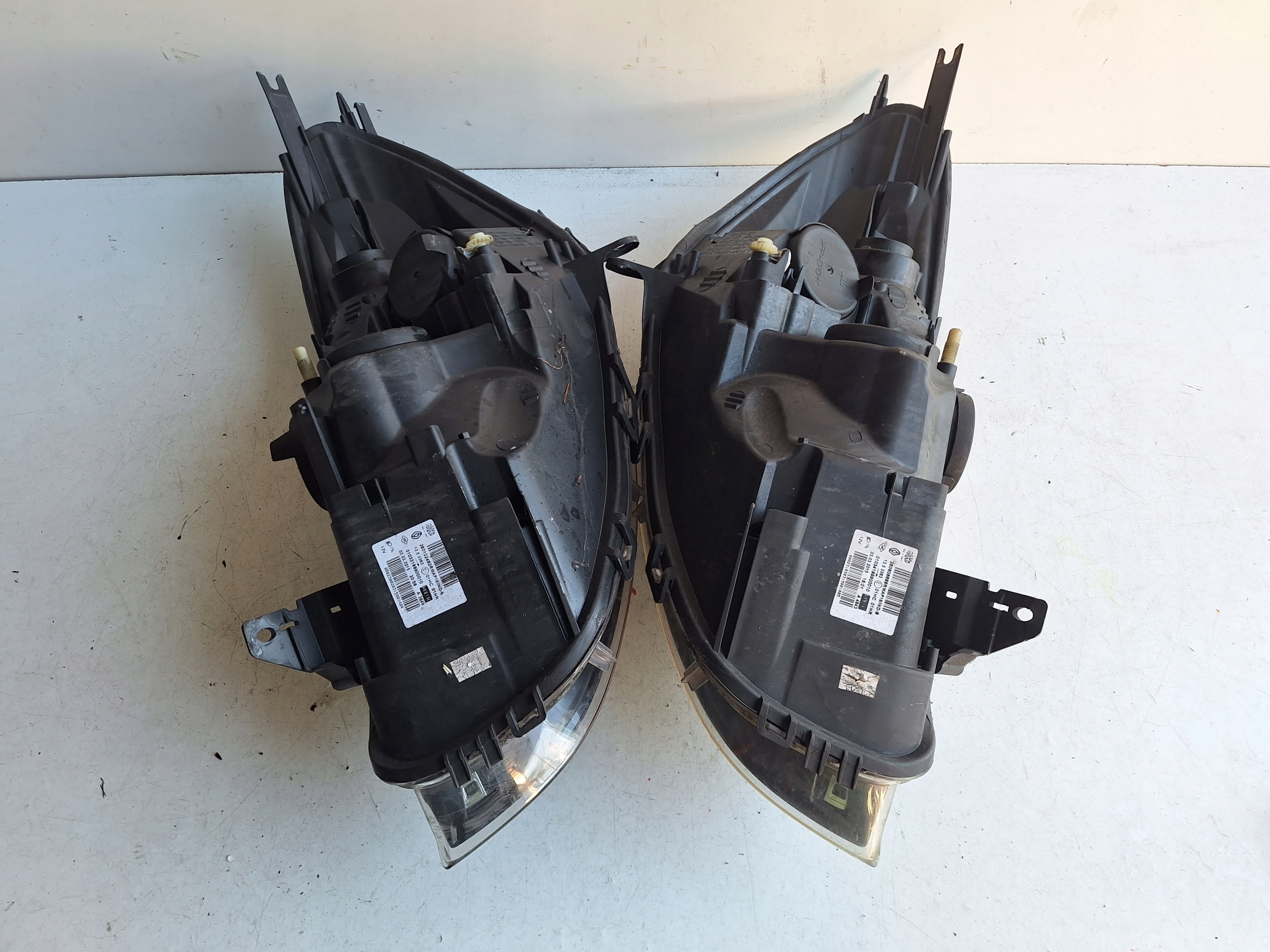 RENAULT CLIO IV 12-17 light right UK