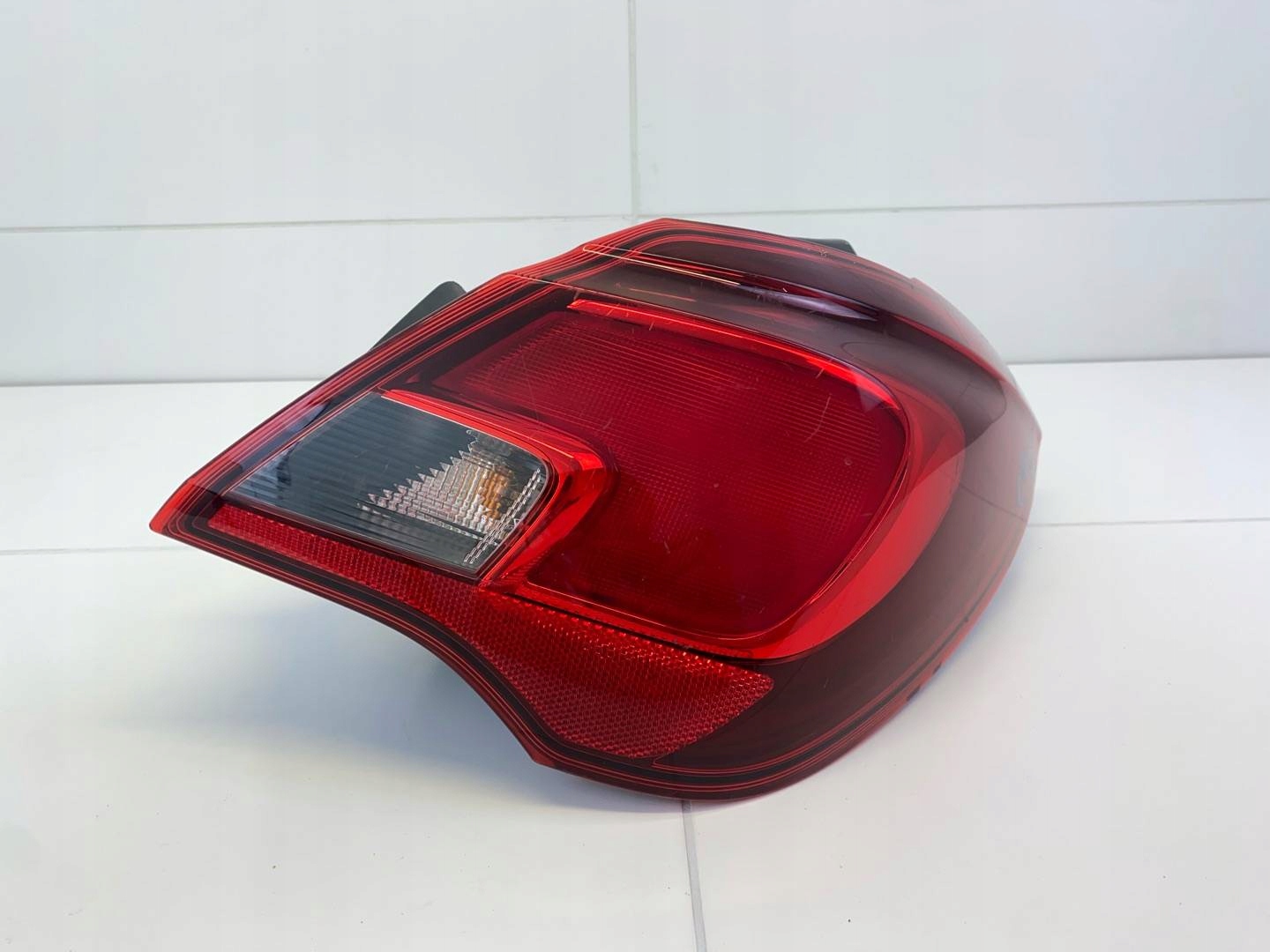 light rear right side Opel Corsa E 2016 460034366