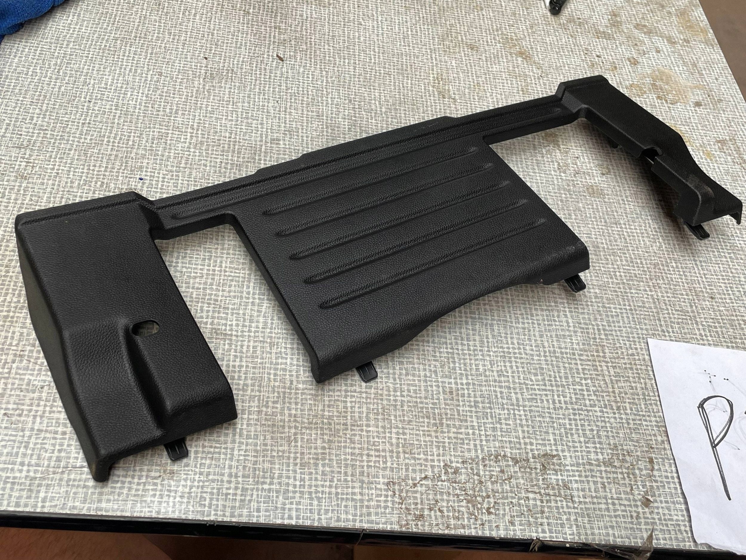 kunststofftteil SITZ RENAULT CAPTUR II 749162603R @M