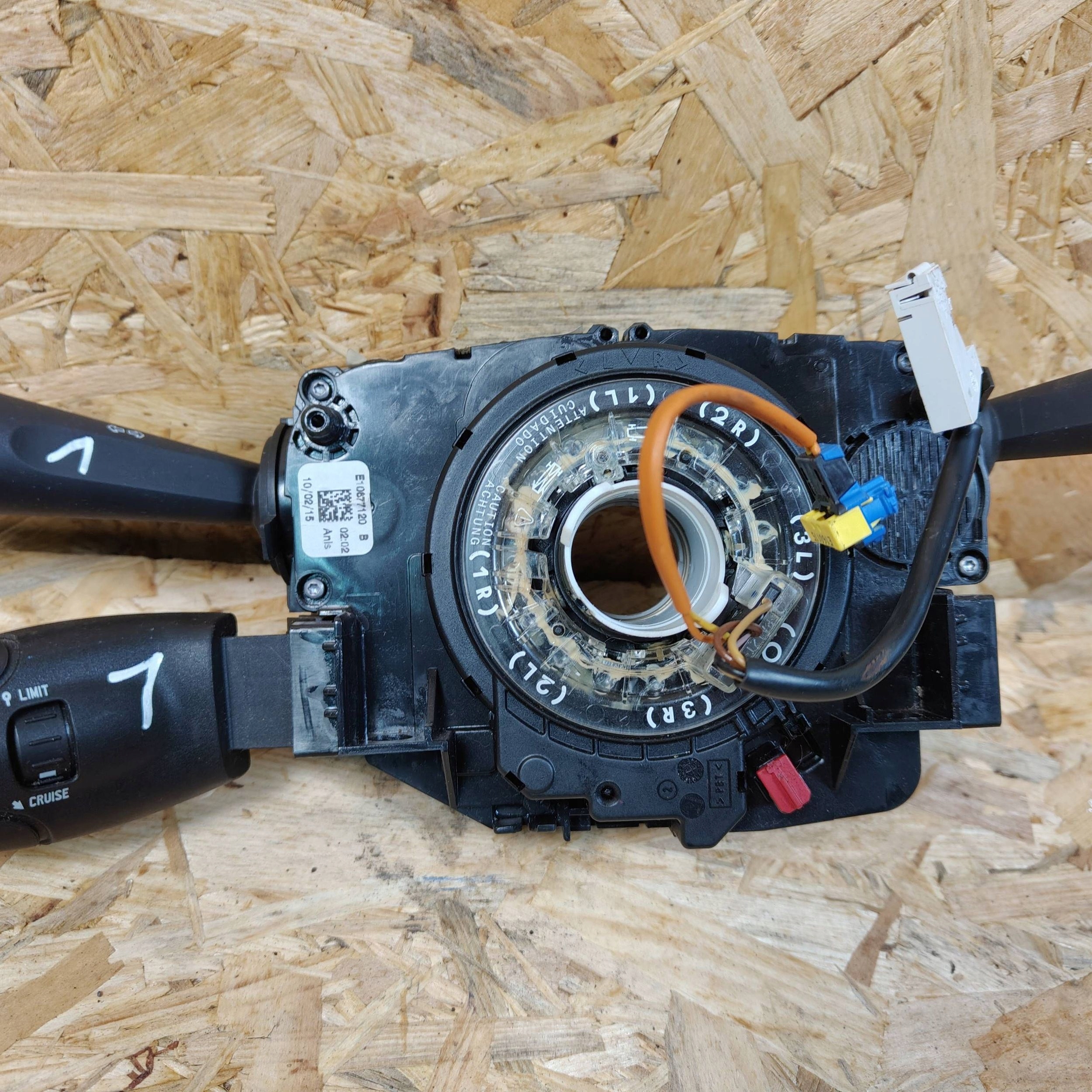 DEVIO LUCI TERGICRISTALLO TERGI Peugeot 2008 e 98081769ZD