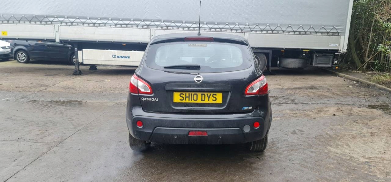light third brake light Nissan Qashqai J10 facelift J10 2010