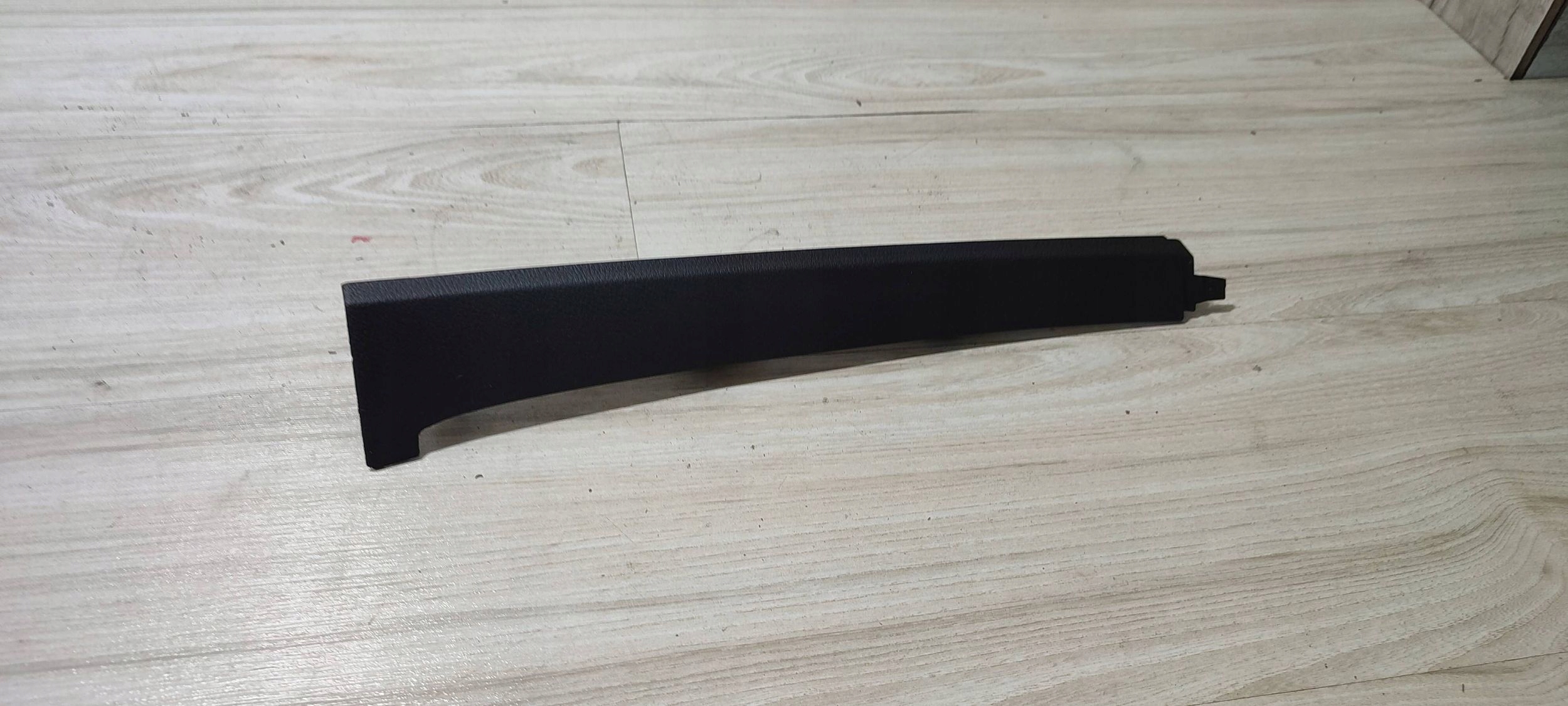 decorative trim of the dashboard left side Volkswagen Caddy 2K0868223B