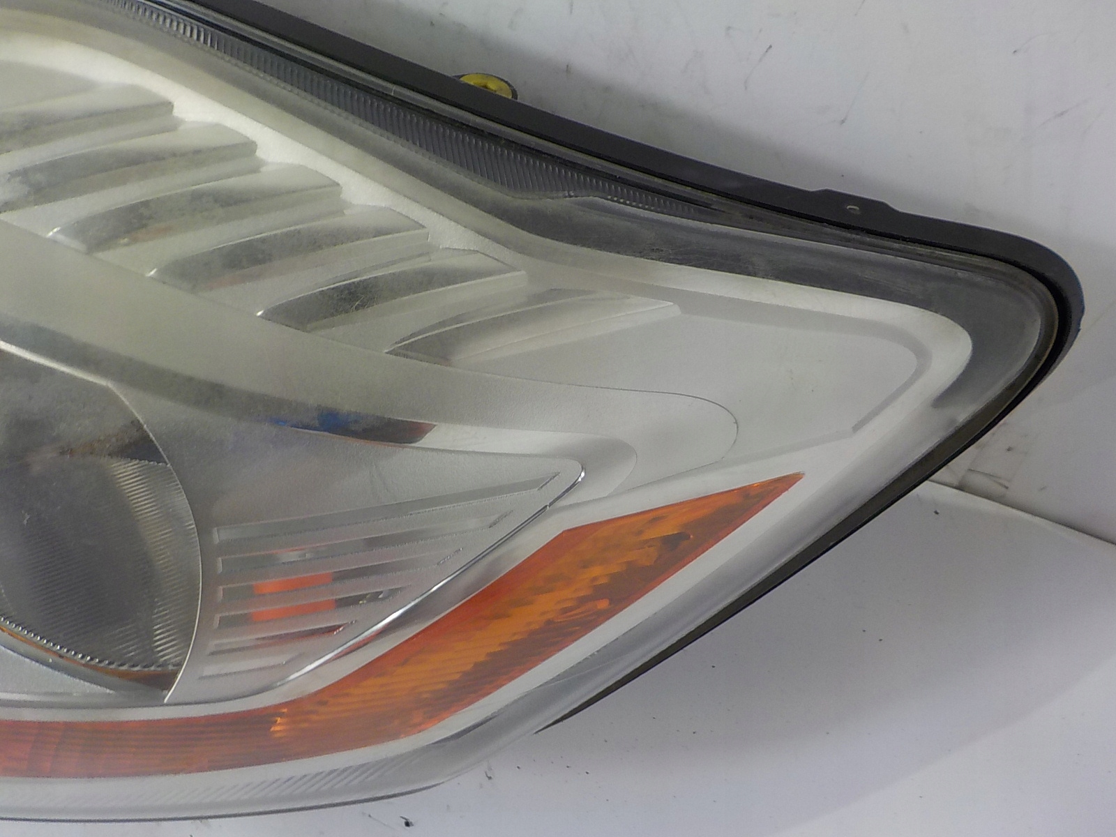 FORD KUGA and MK1 XENON light left front front UK