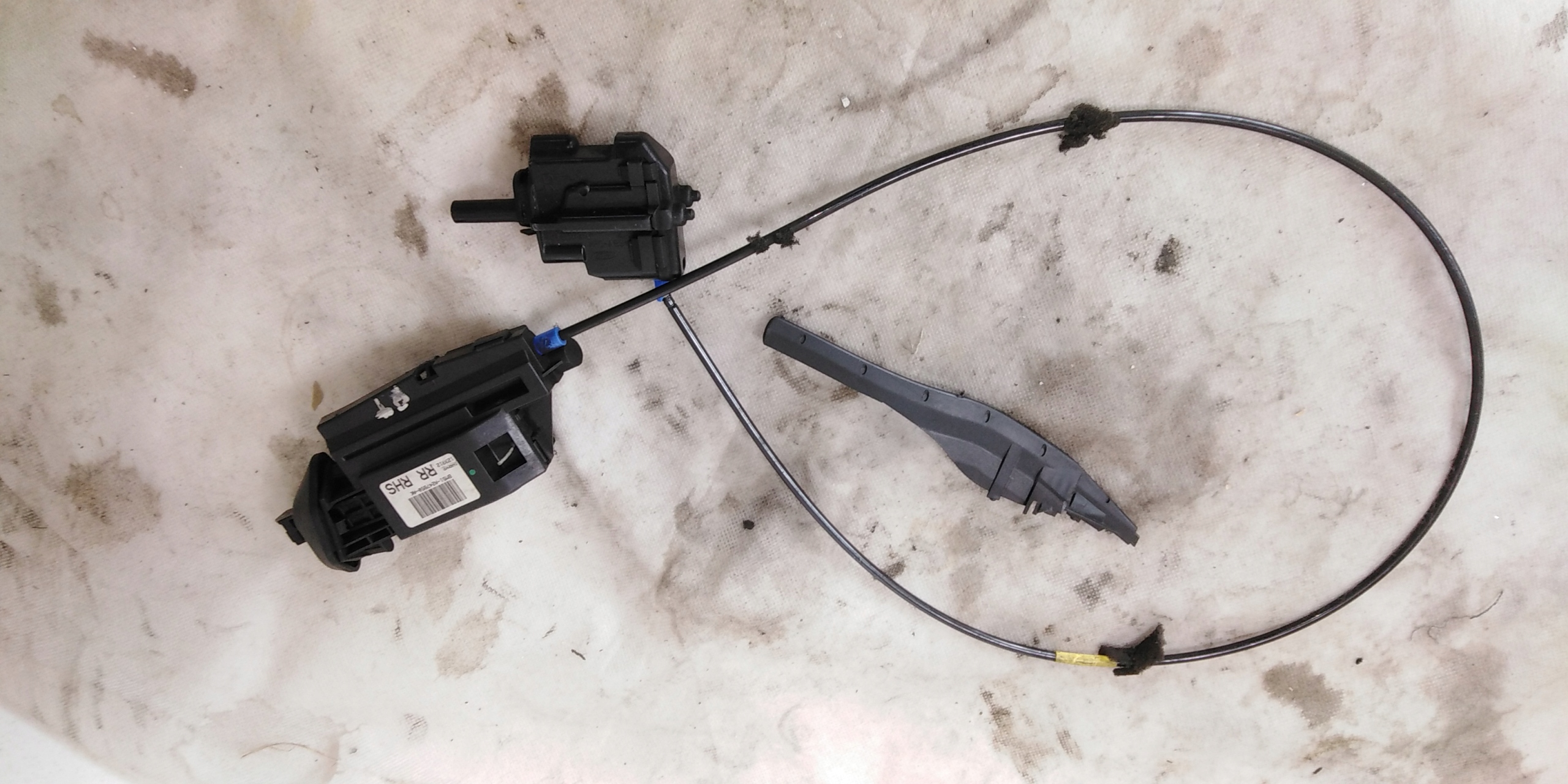 FOCUS MK3 OSŁONA RANTU DRZWI PRAWY TYŁ EUROPA ORYG